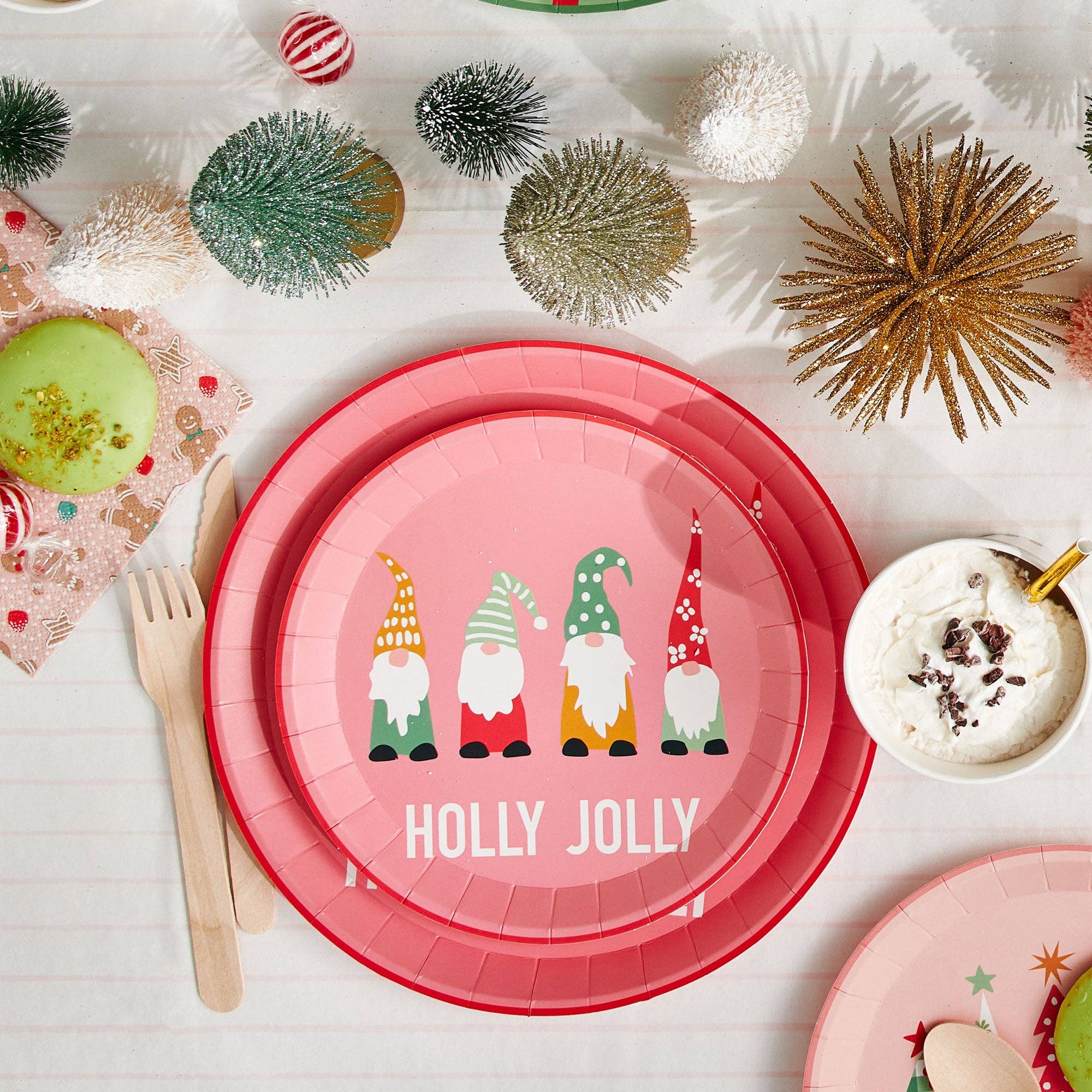 Christmas Characters Small Plates 7.25" - bubblegum market