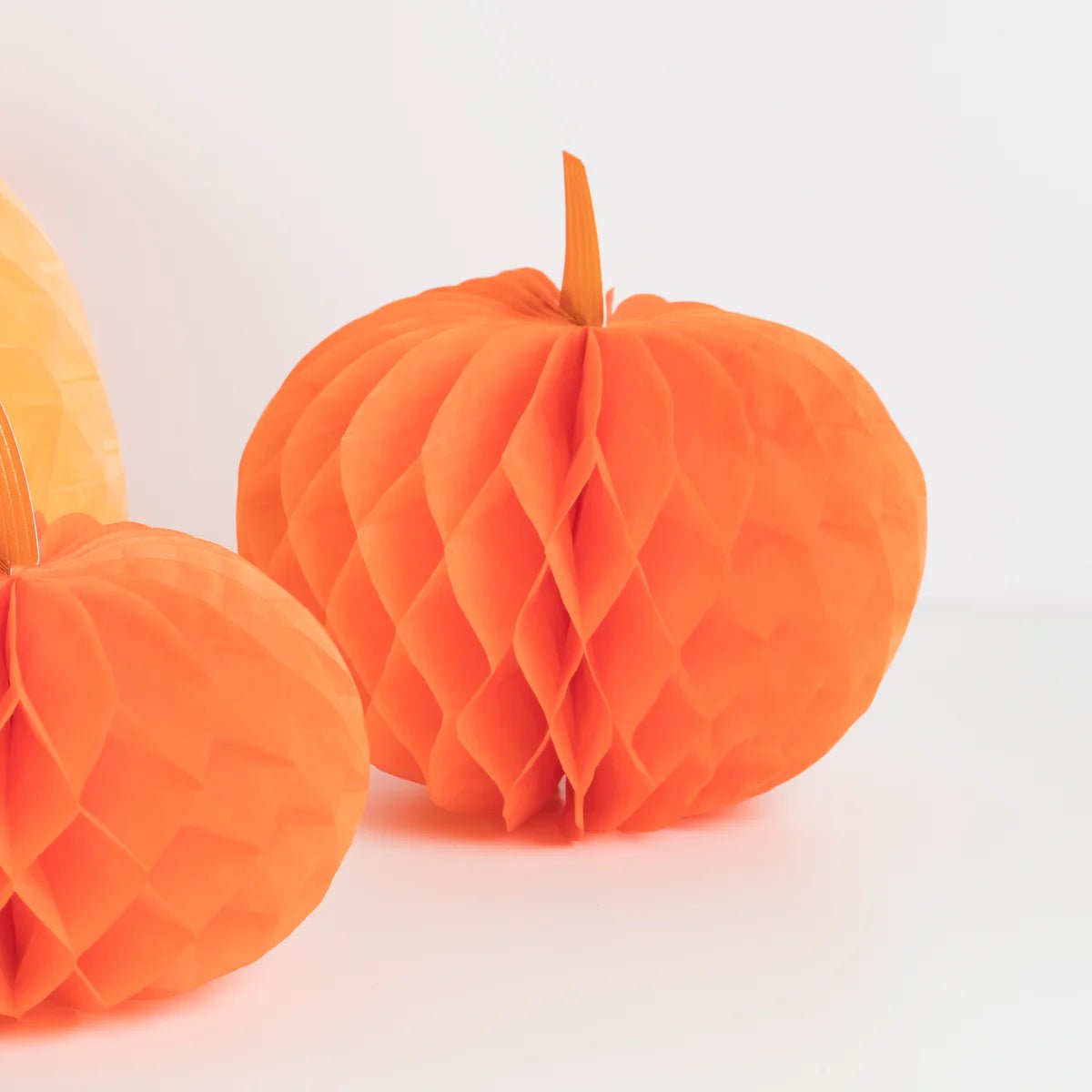 COMING SOON: Meri Meri Party Honeycomb Pumpkins - bubblegum market