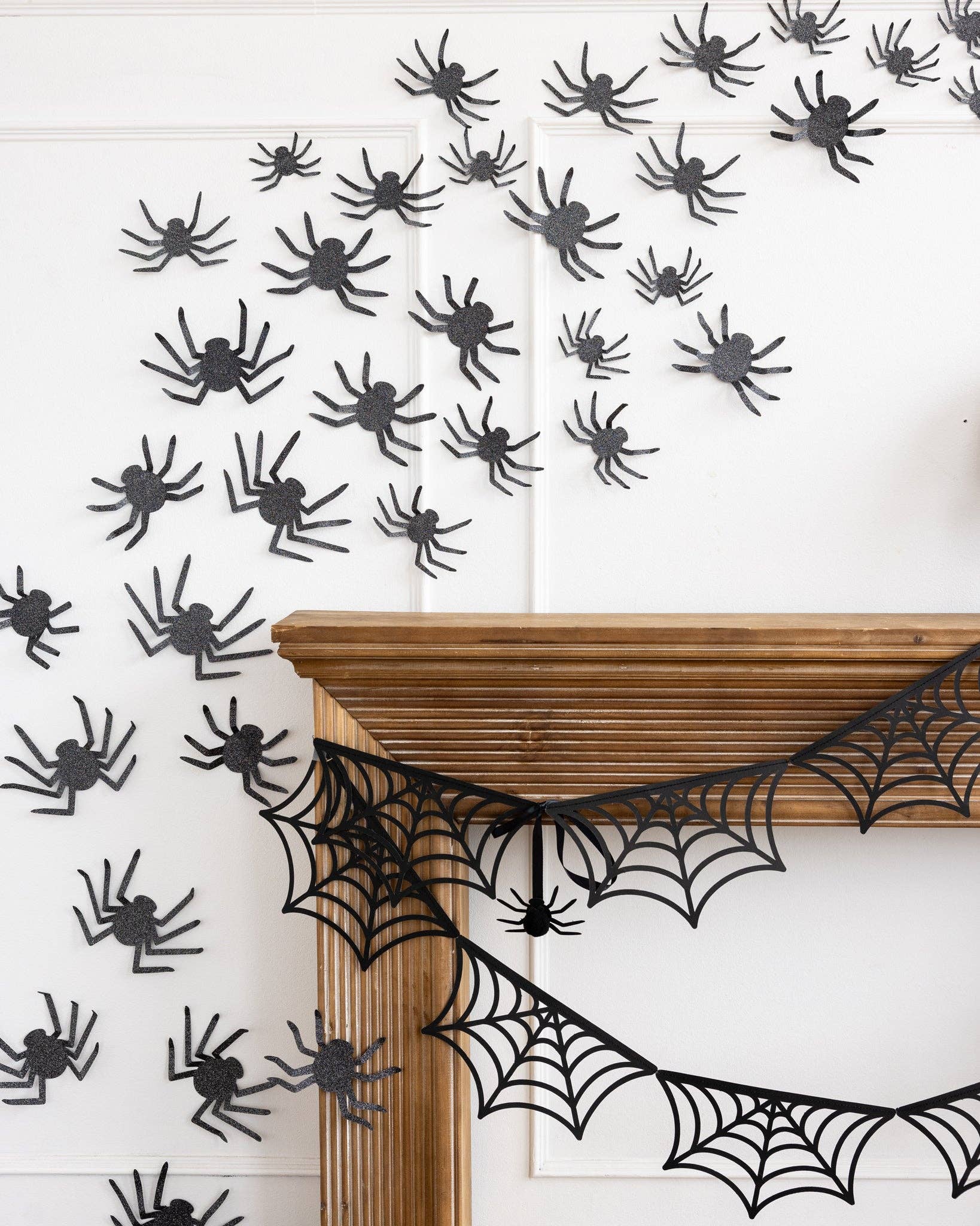 Glittered Spiders Wall Décor - bubblegum market
