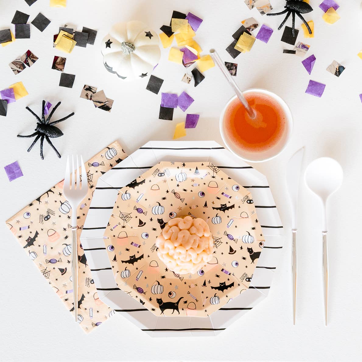 Hocus Pocus Paper Party Cups - bubblegum market