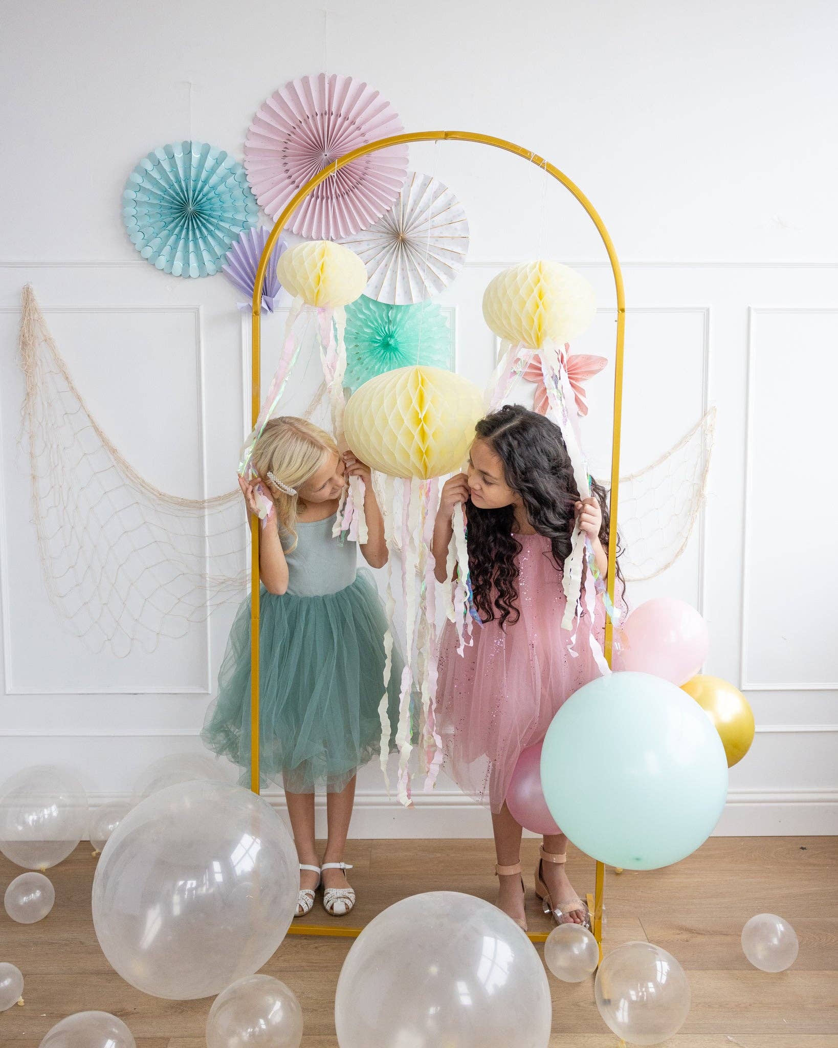 Honeycomb Jellyfish Set - bubblegum market