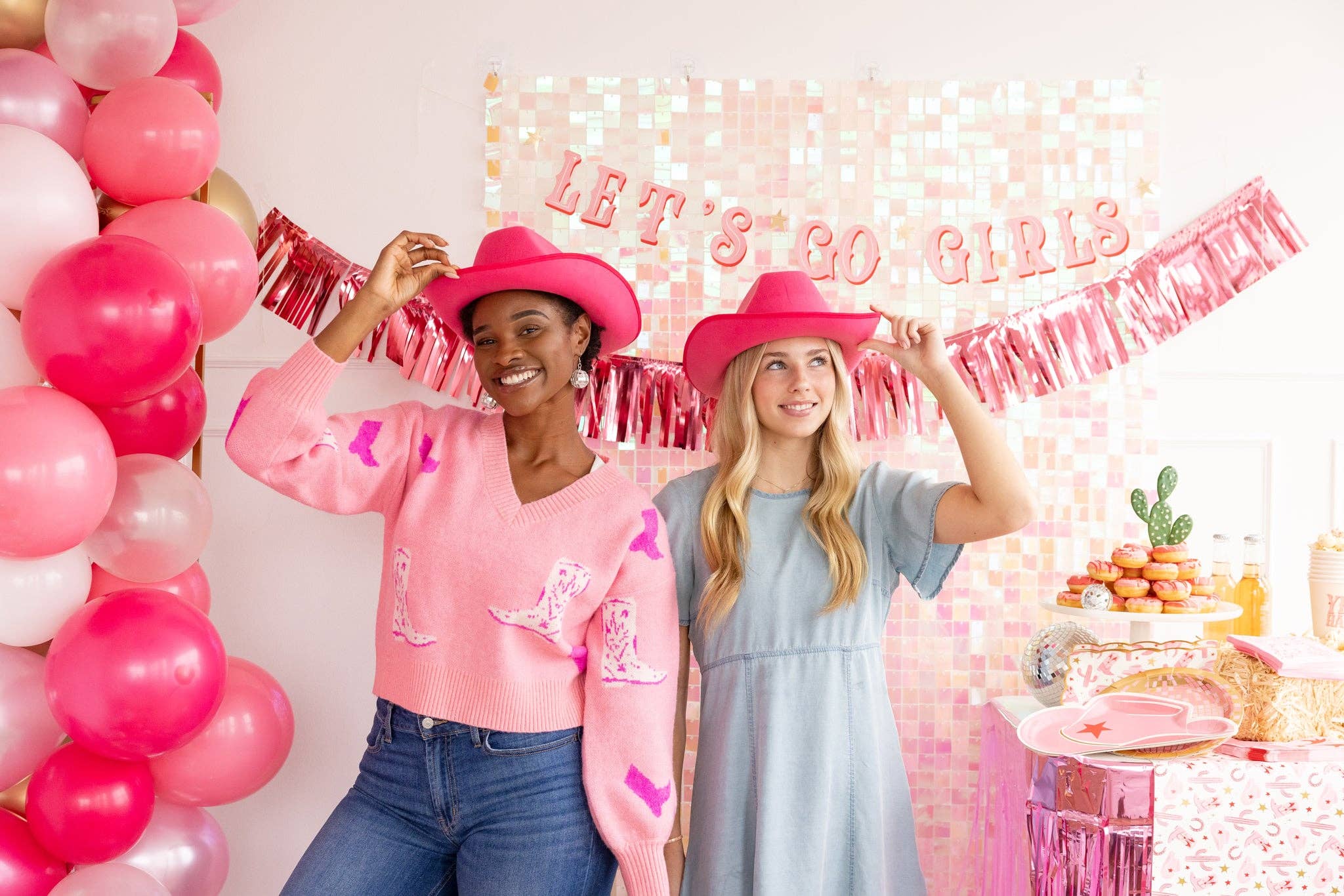 Let's Go Girls Cowgirl Banner Set - bubblegum market