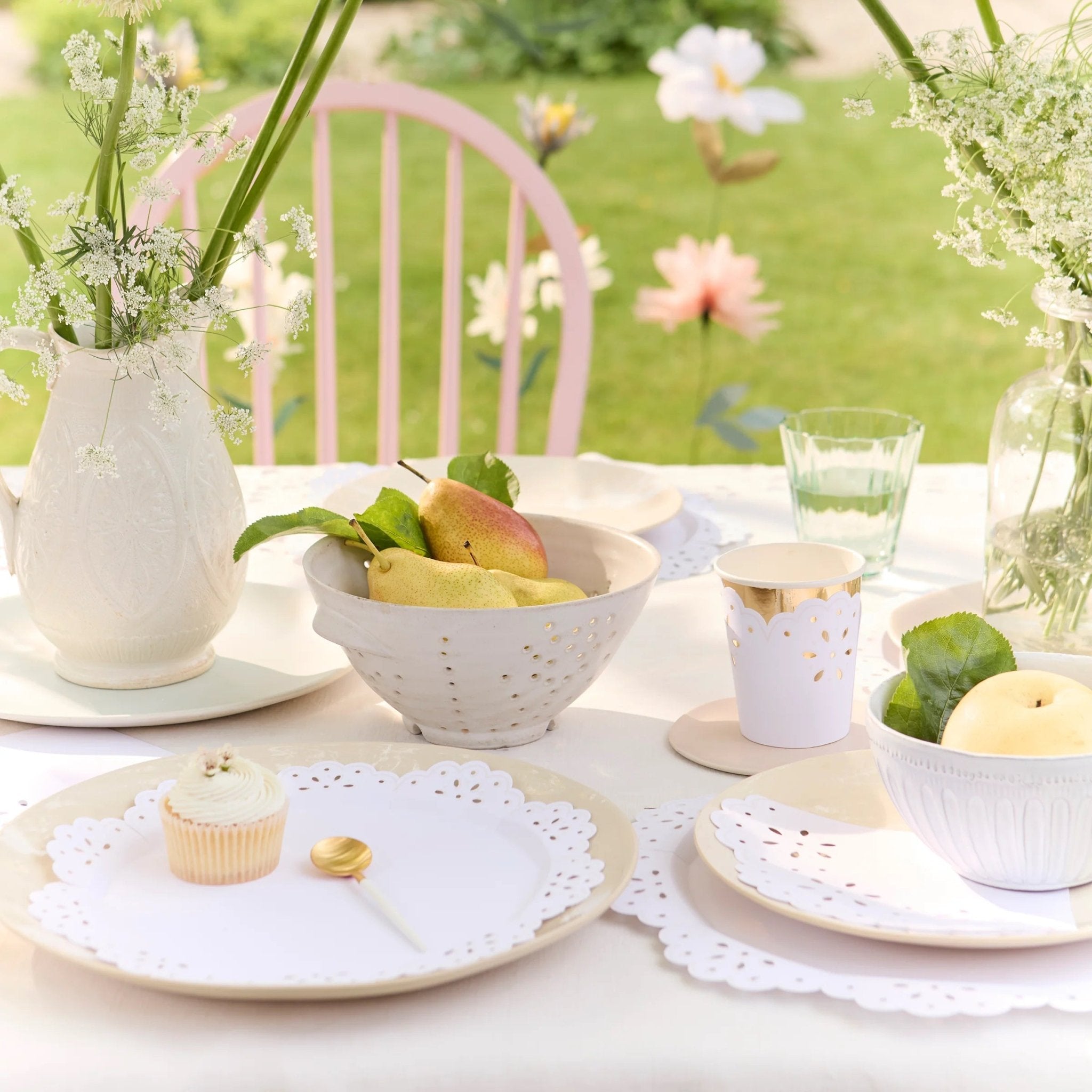 Meri Meri Party Broderie Anglaise Lace White Cups - bubblegum market