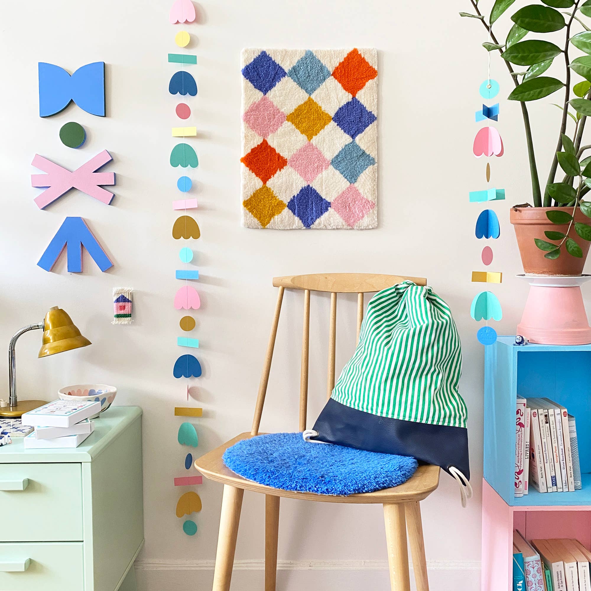 Mini Paper Shapes Garland - bubblegum market