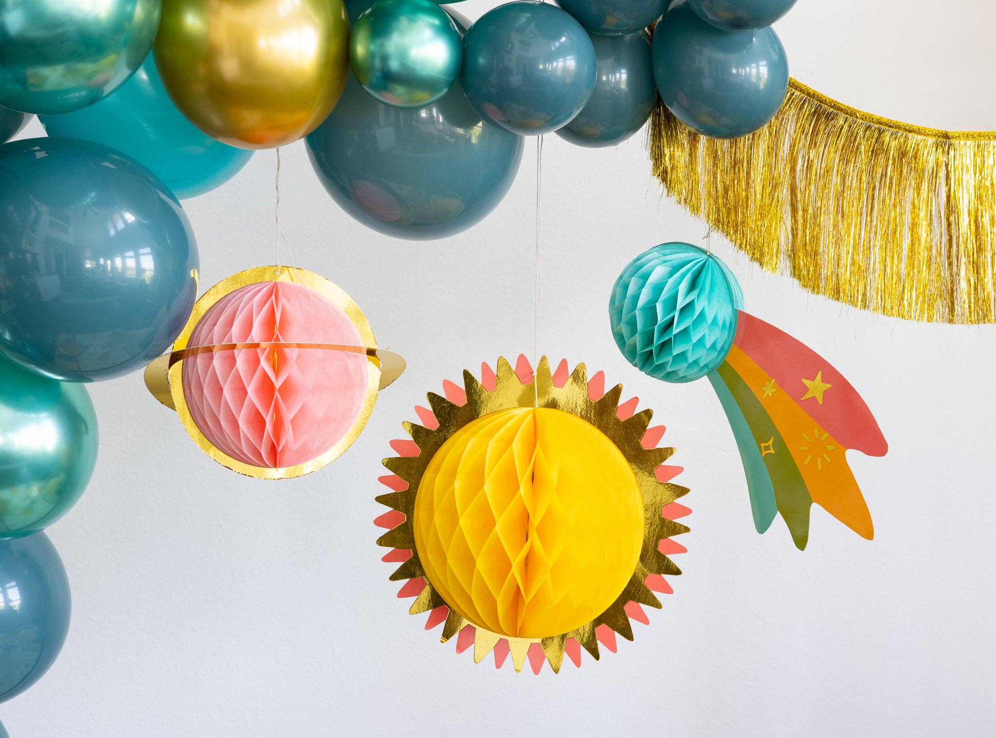 Outer Space Honeycomb Decorations - bubblegum market