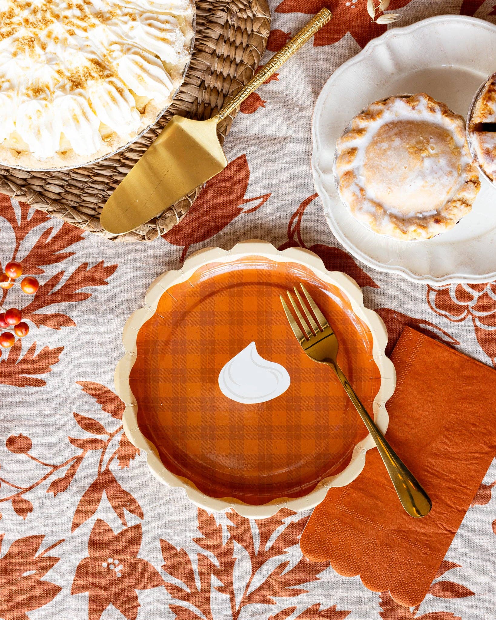 Pie Dessert Paper Plates 8.5" - bubblegum market