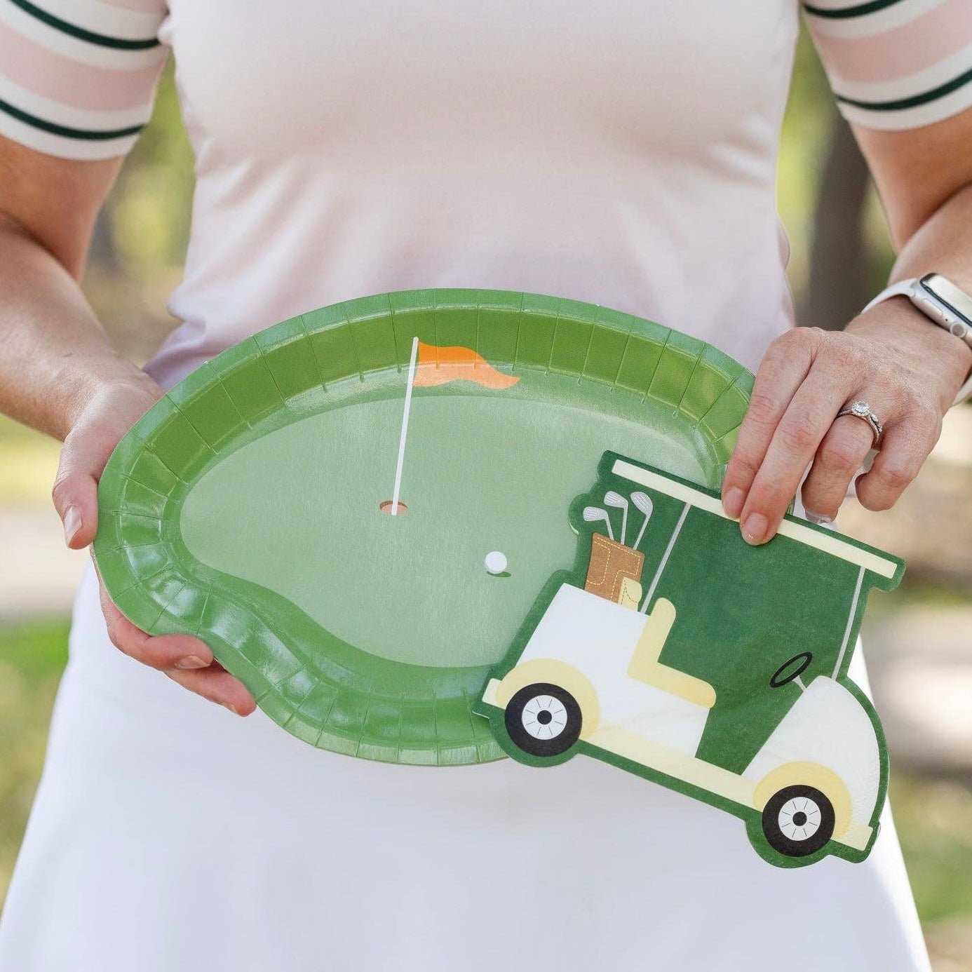 Putting Green Paper Plates 11" - bubblegum market