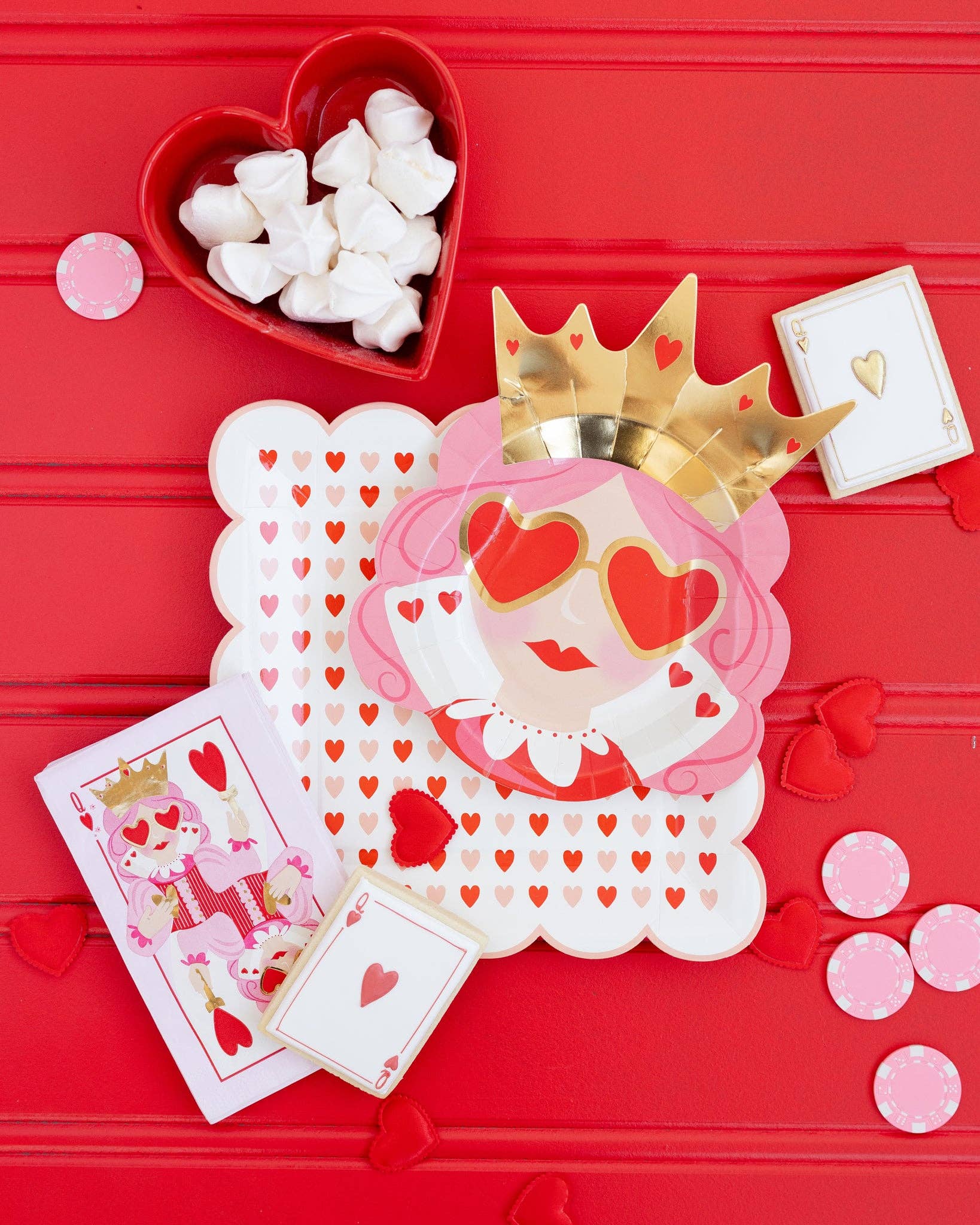 Queen of Hearts Paper Plates 10" - bubblegum market