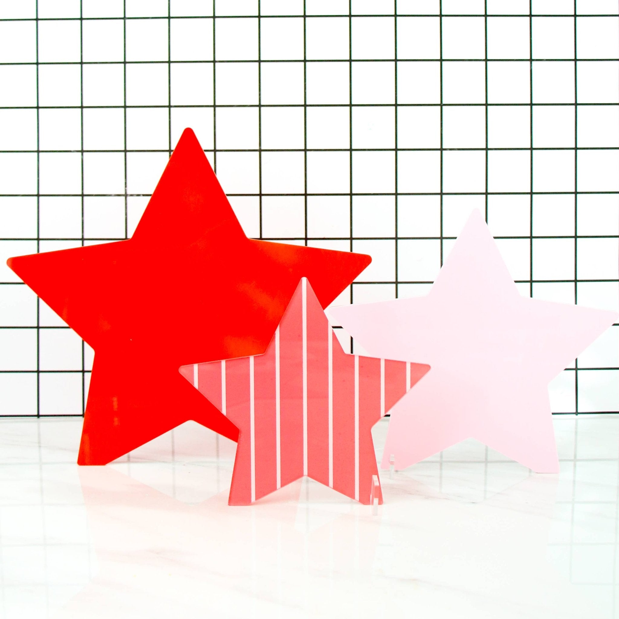 Red / Pink Acrylic Stars Tabletop Decor - bubblegum market