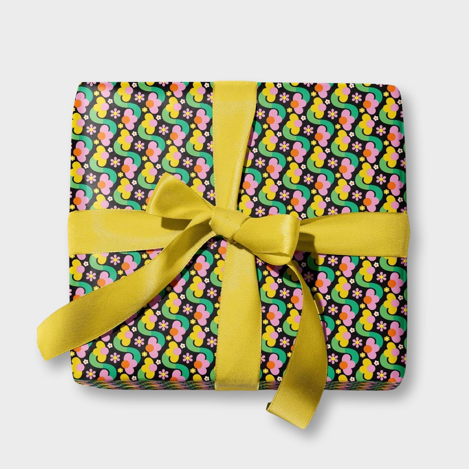 Retro Fleurty Girl Floral Gift Wrap Sheets (Roll of 3) - bubblegum market