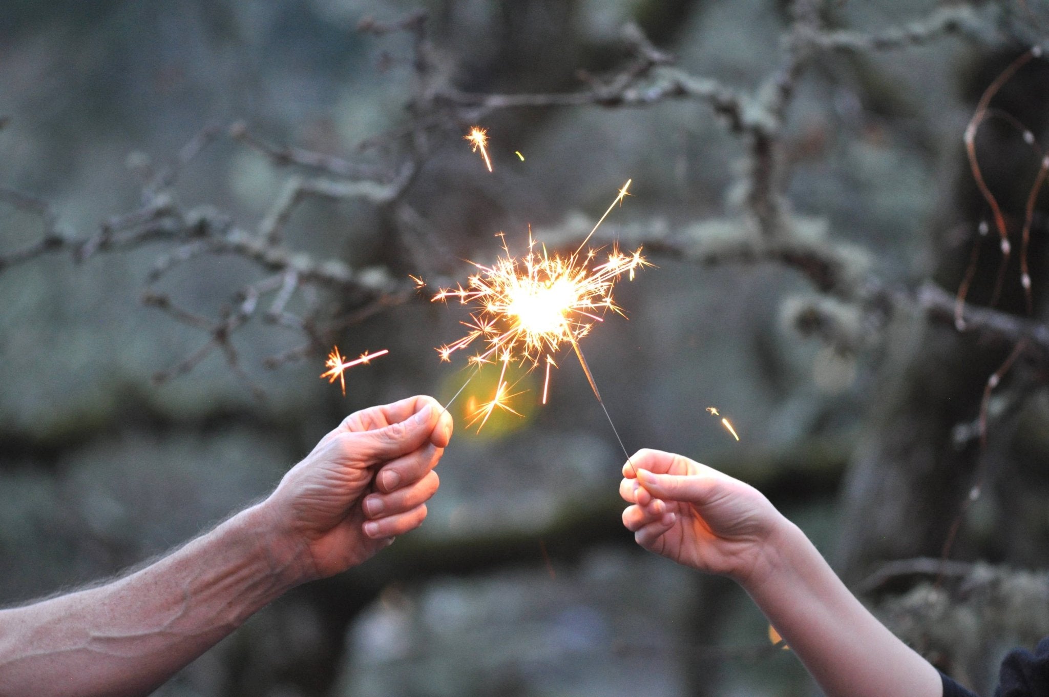 Single "Make A Wish" Gold Sparkler Wand 6.75" - bubblegum market