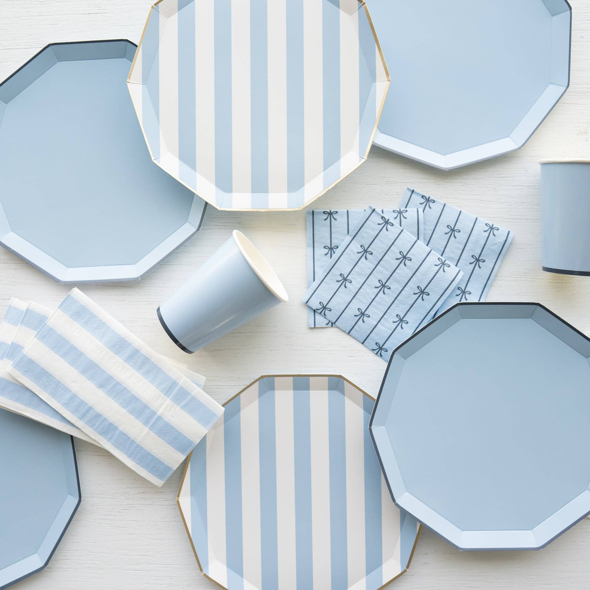 Sky Blue Signature Paper Party Cups - bubblegum market