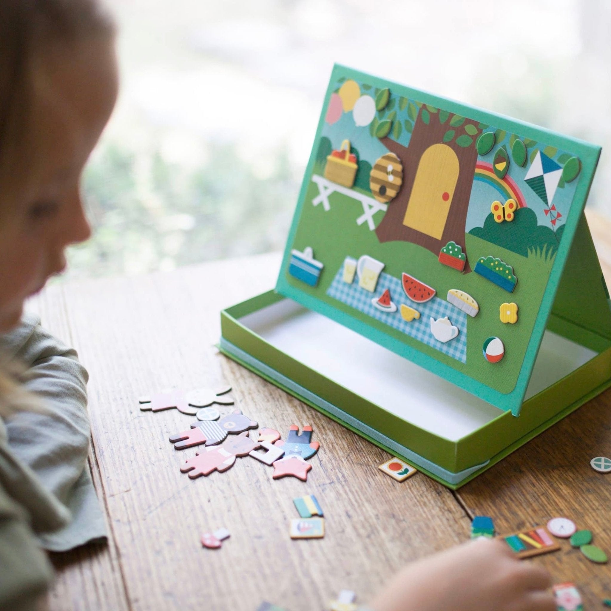 Treehouse Party Magnetic Play Scene - bubblegum market