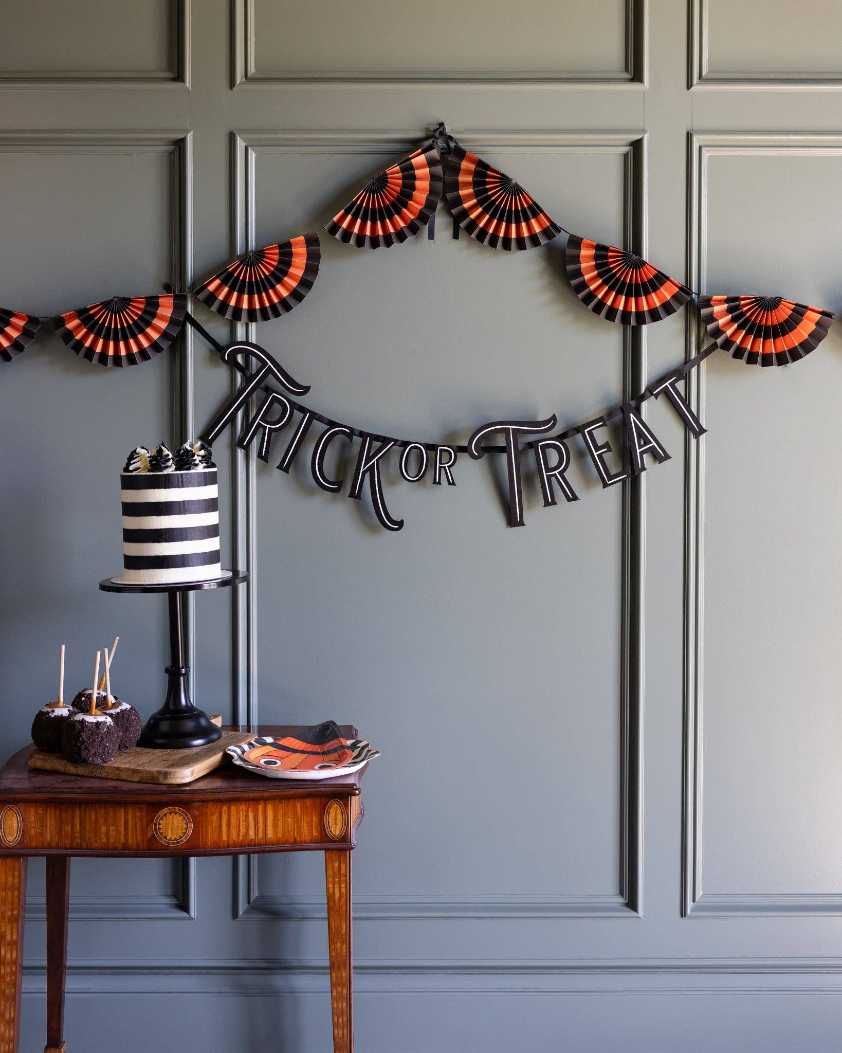 Trick - or - Treat Felt Banner - bubblegum market