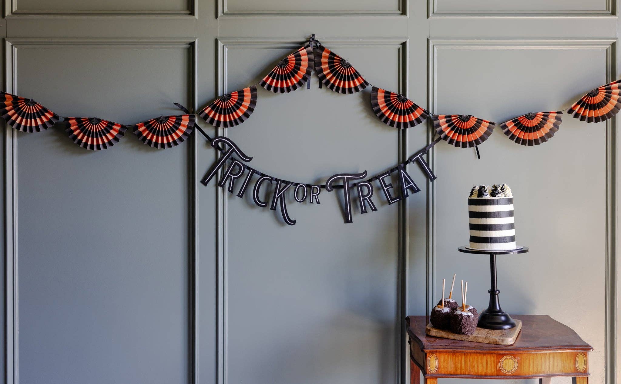 Trick - or - Treat Felt Banner - bubblegum market