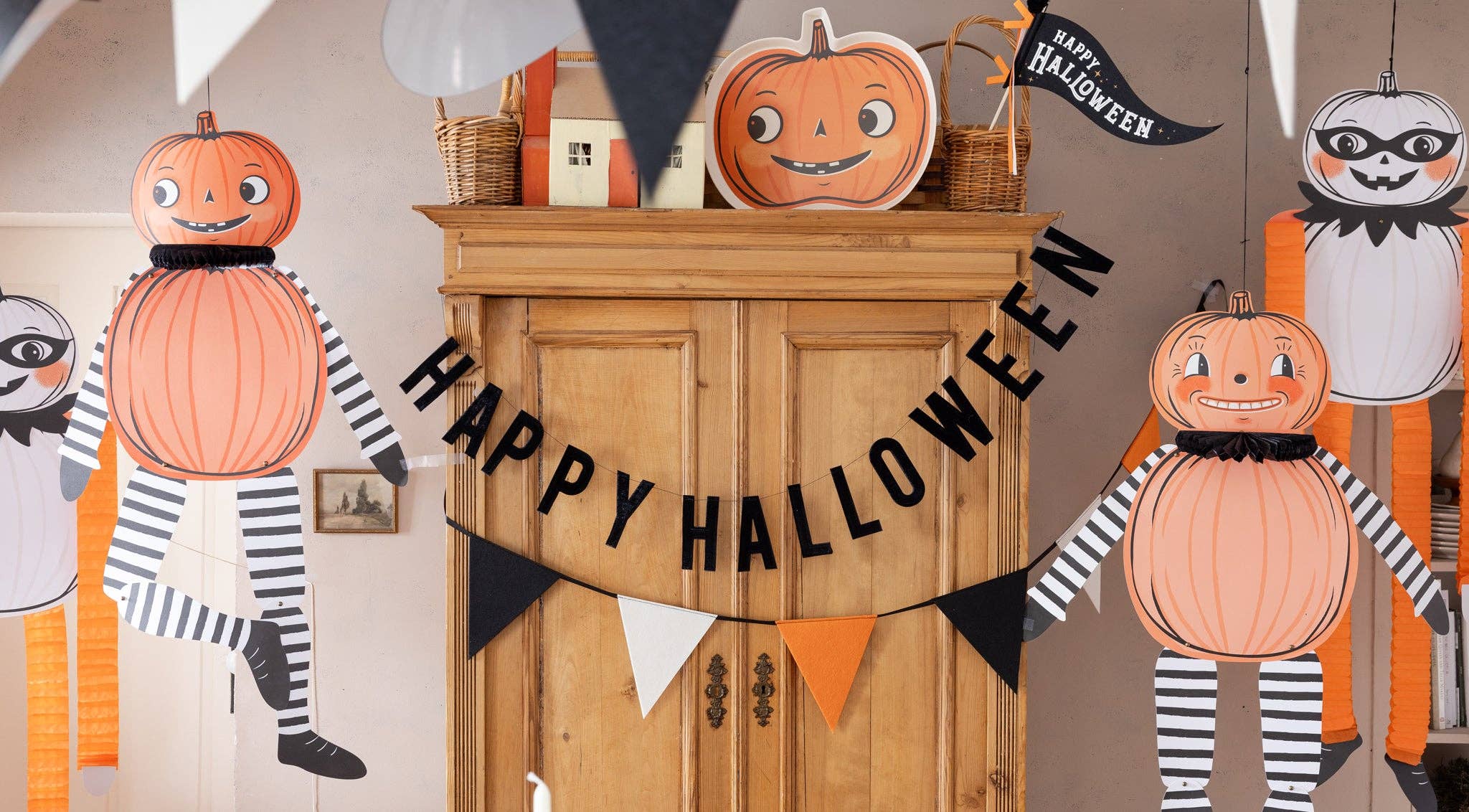 Velvet Happy Halloween Puffy Banner - bubblegum market