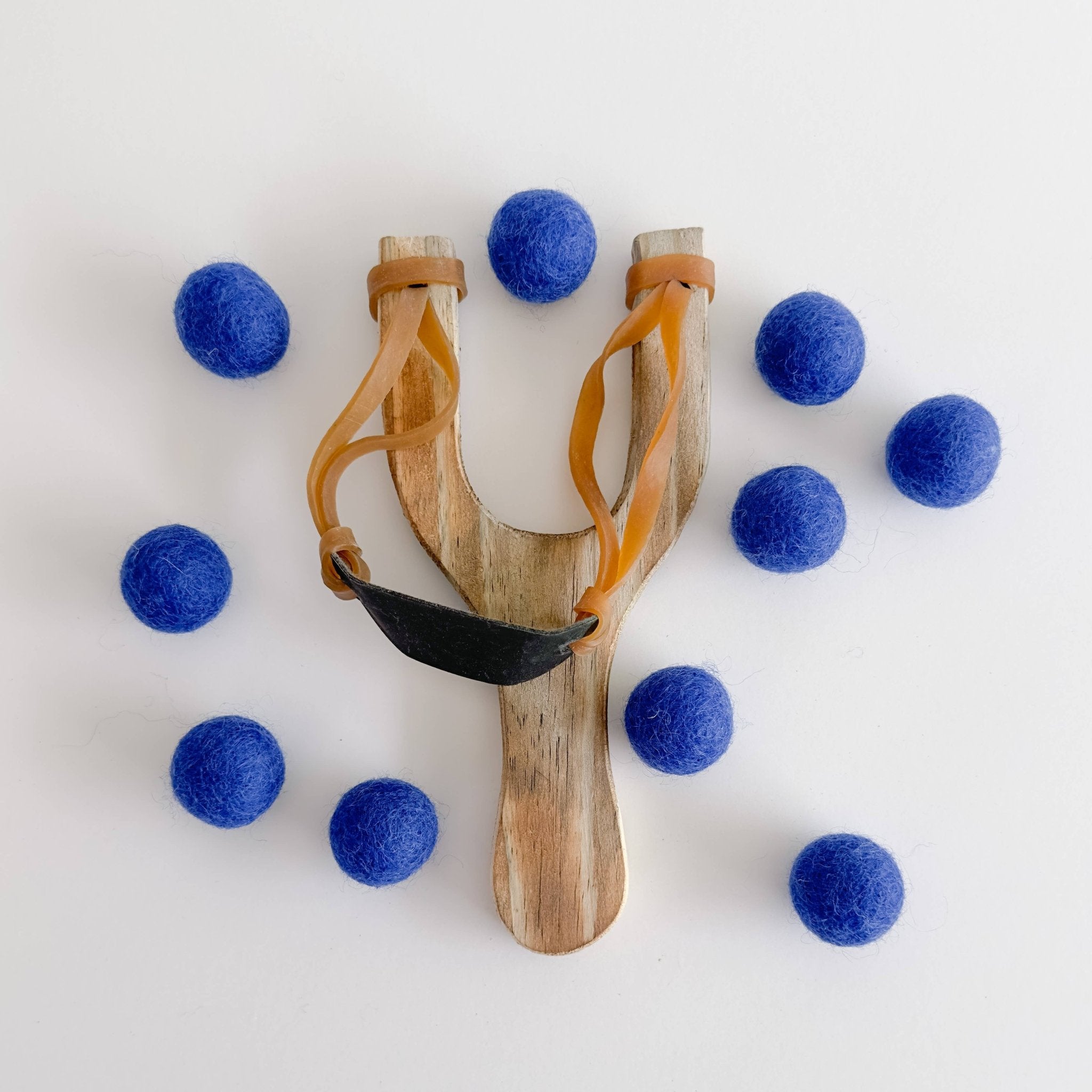 Wooden Slingshot + 10 Royal Blue Felt Balls - bubblegum market