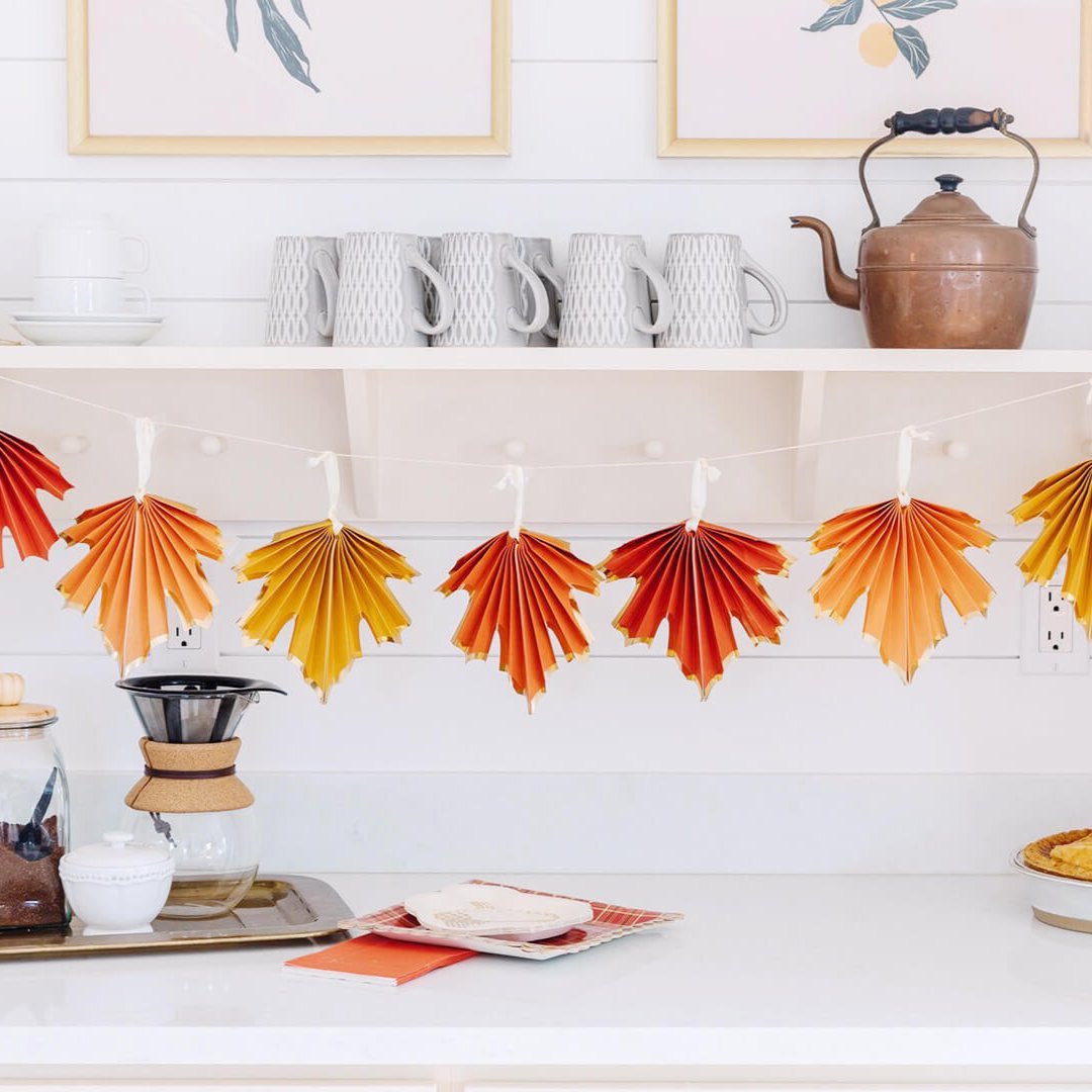 Harvest / Thanksgiving Leaf Fan Banner - bubblegum market