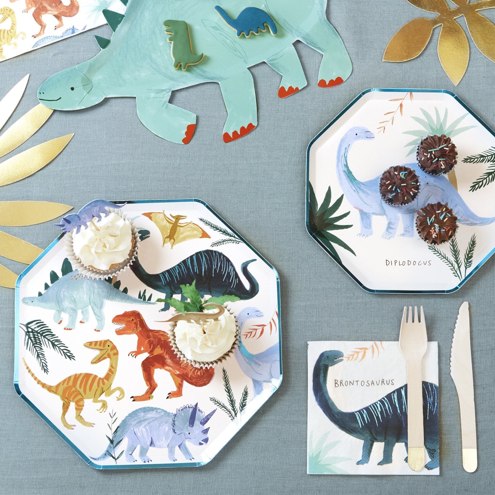 Meri Meri Party Dinosaur Kingdom Large Dinner Plates 10.25" - bubblegum market