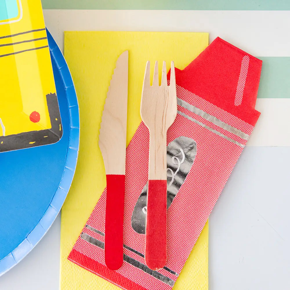 back-to-school-party-supplies-crayon-napkins-styled