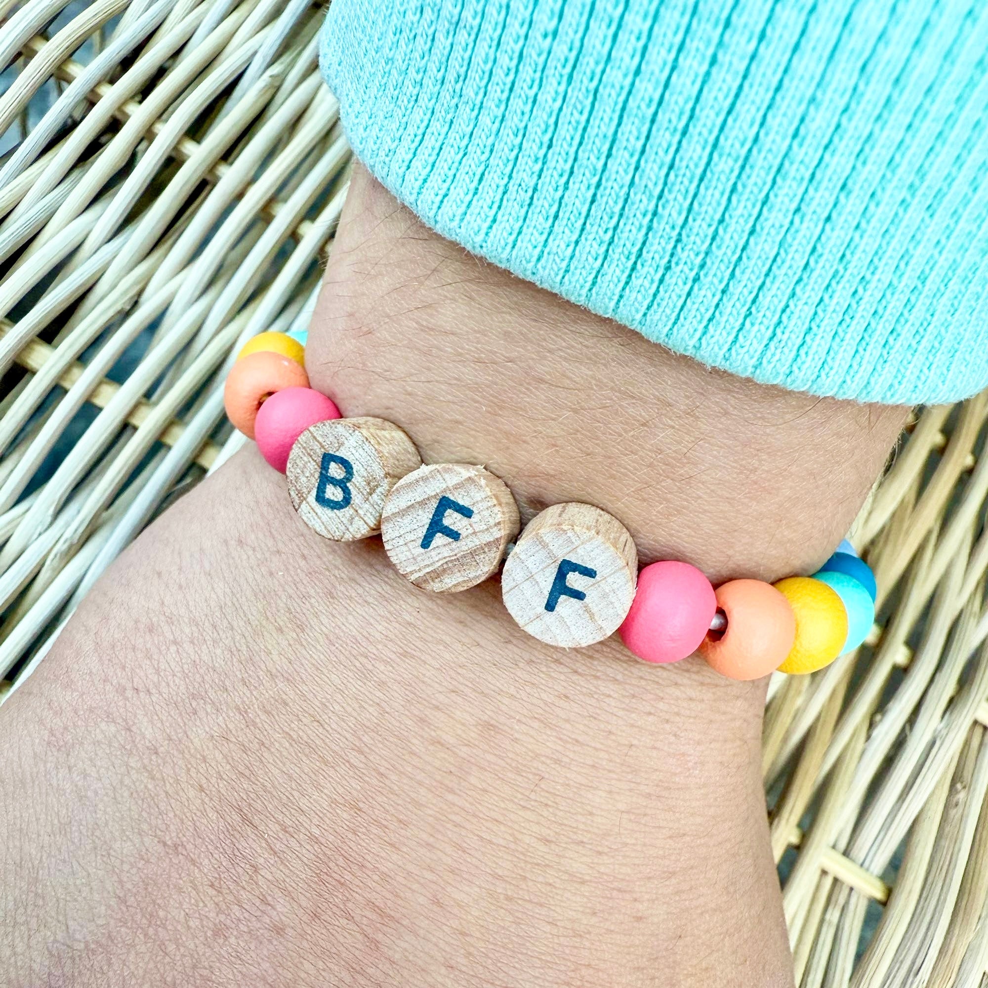 BFF Friendship Bracelet Gift Kit - bubblegum market