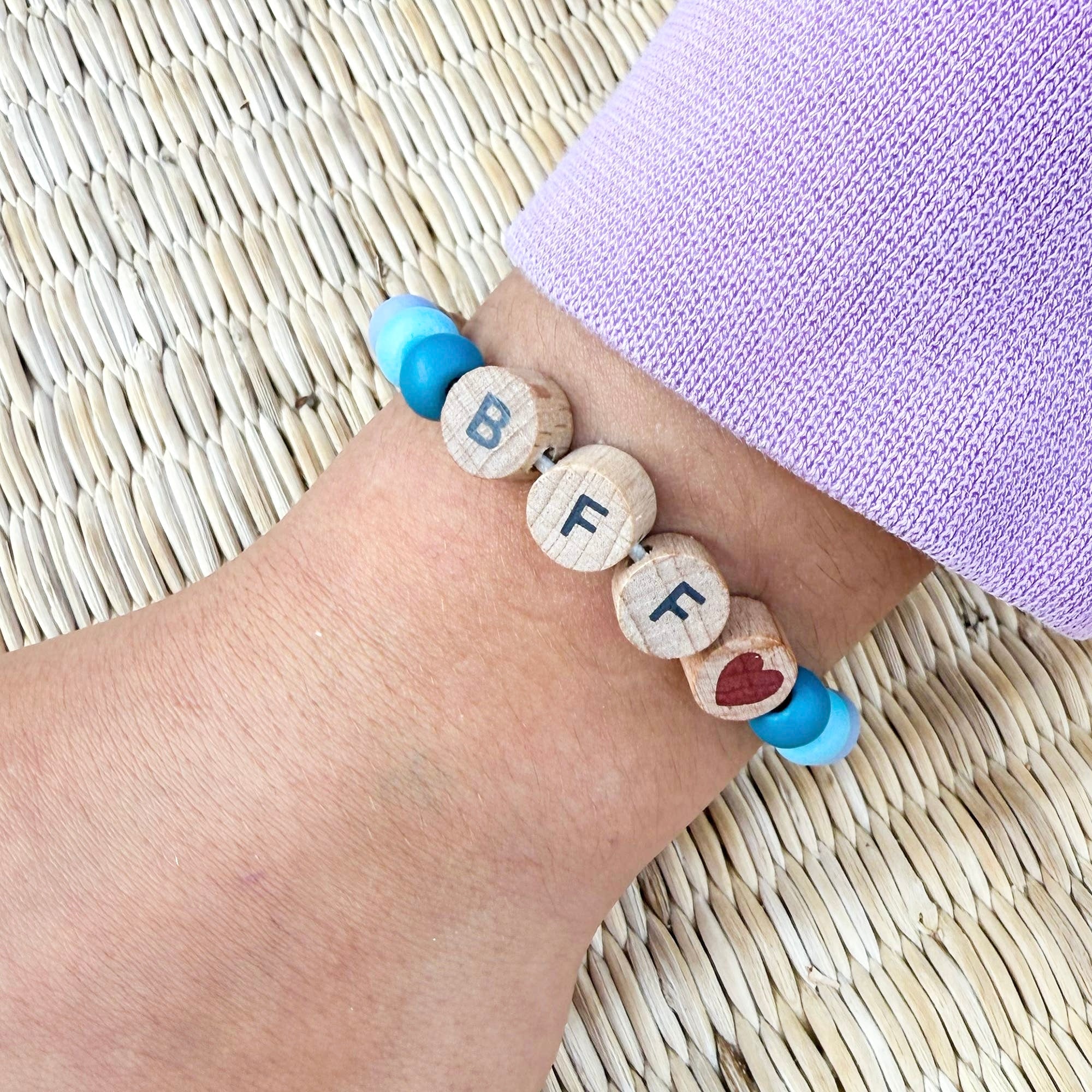 BFF Friendship Bracelet Gift Kit - bubblegum market