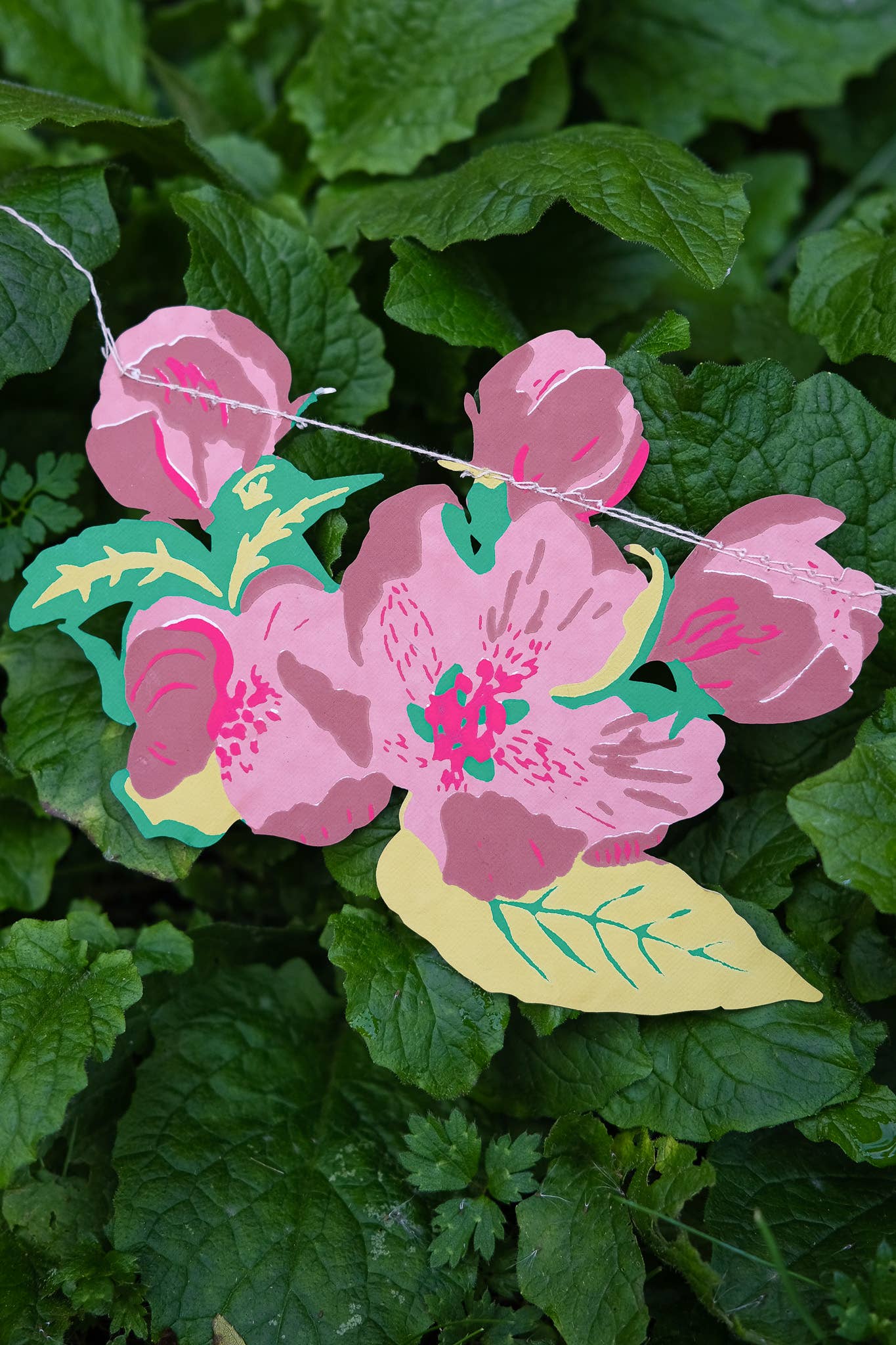 Blossom Sewn Garland - bubblegum market