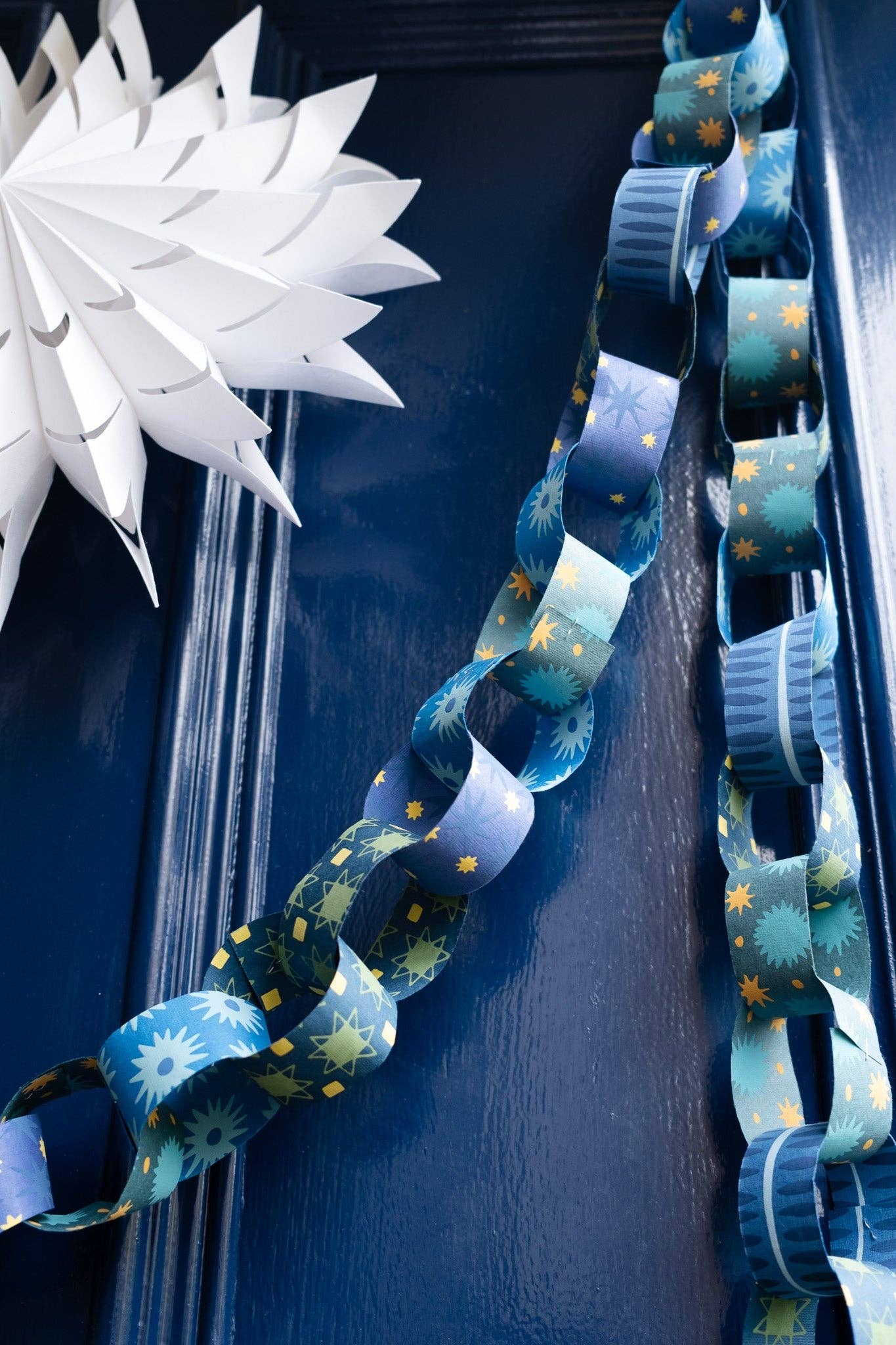 Blue & Green Paper Chain Kit - bubblegum market