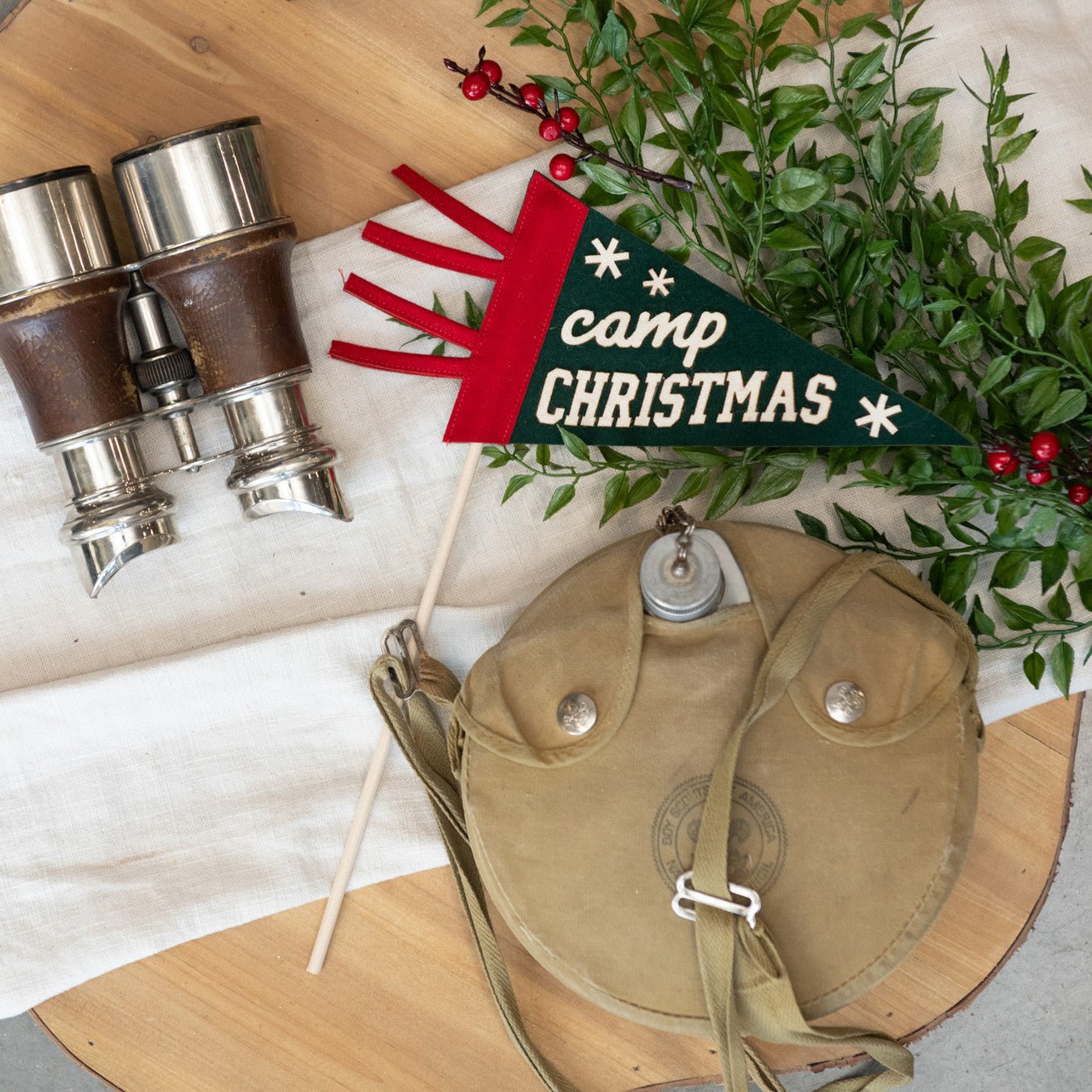 CAMP CHRISTMAS Mini Pennant 8" - bubblegum market