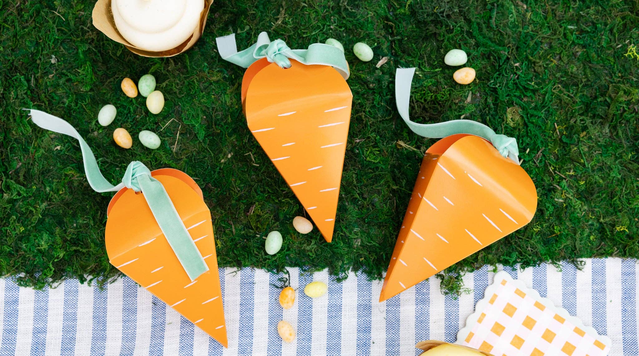 Carrot Shaped Treat Boxes (6ct) - bubblegum market