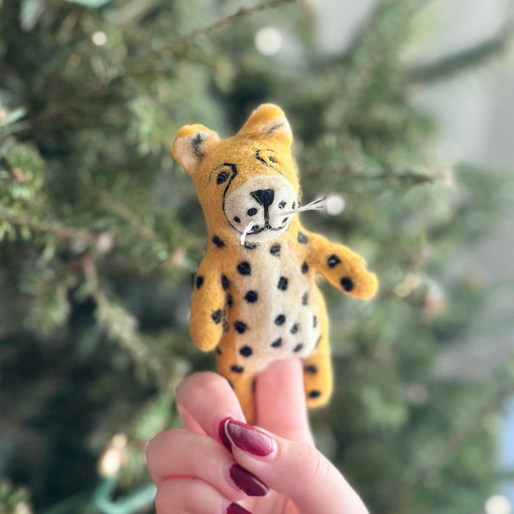Cheetah Wool Felt Finger Puppet - bubblegum market