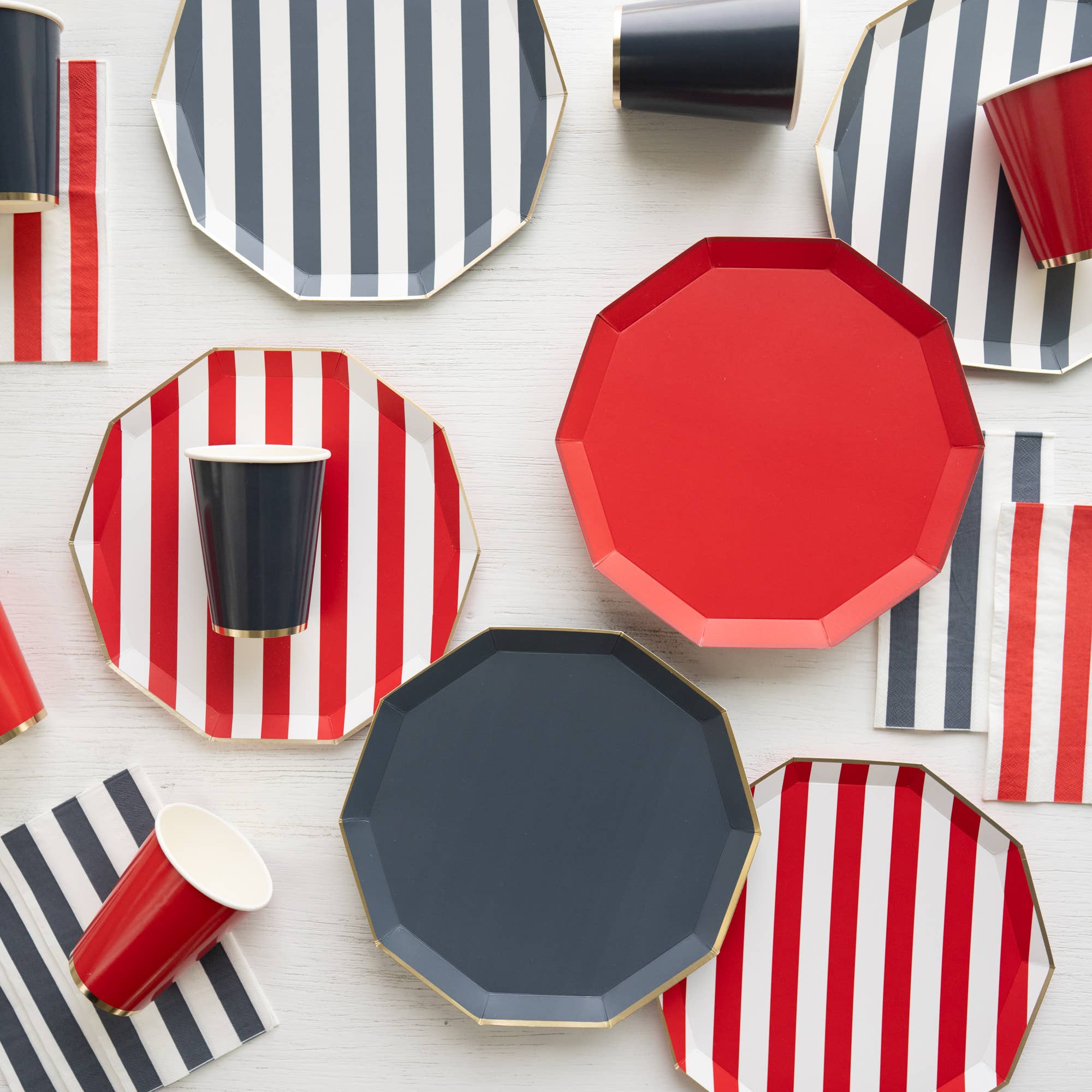 Cherry Red Signature Paper Party Cups - bubblegum market
