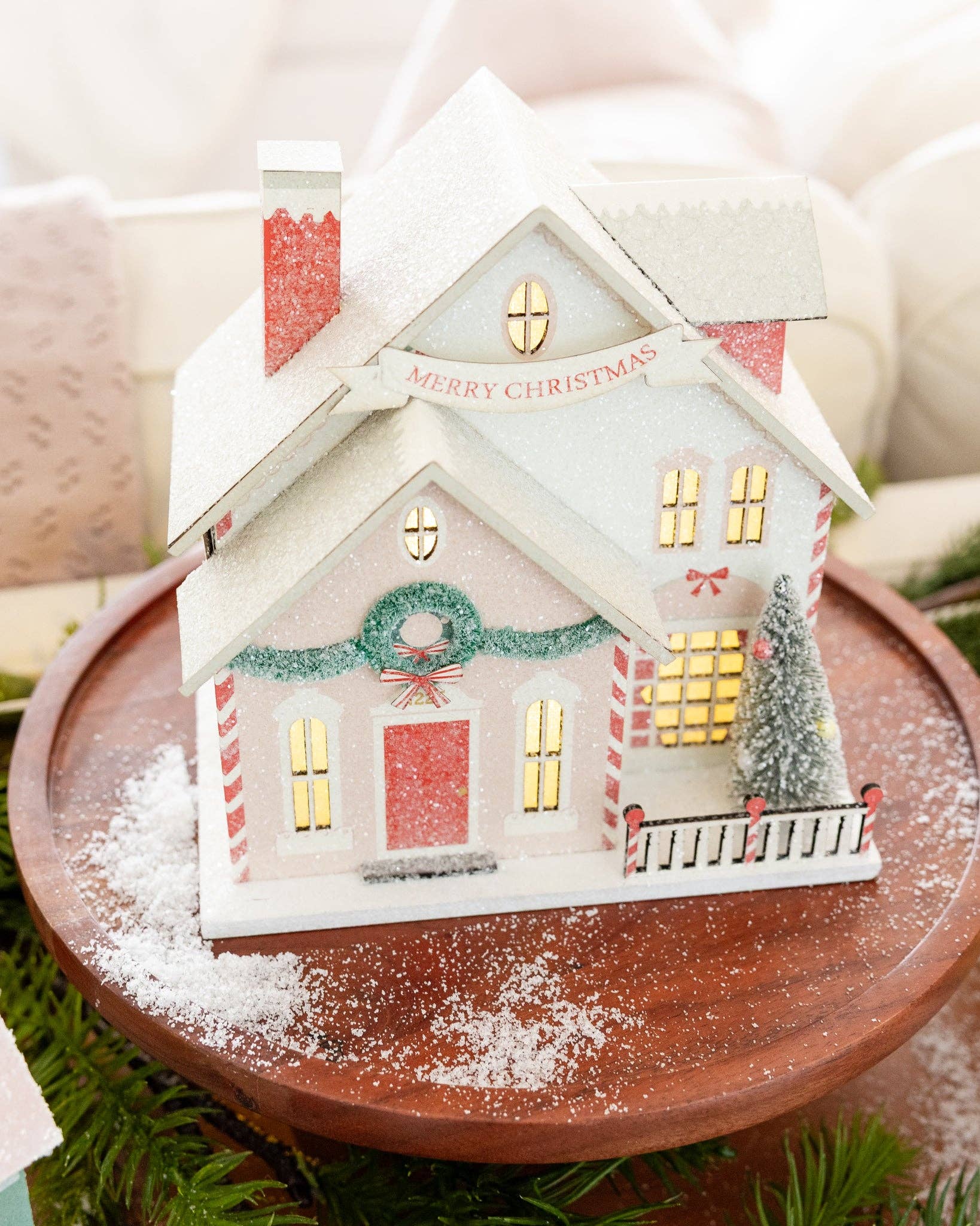 Christmas Village Santa's House - bubblegum market
