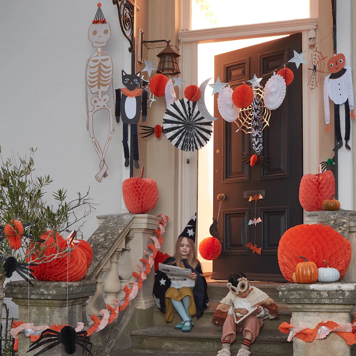 COMING SOON: Meri Meri Party Halloween Honeycomb Shapes Garland - bubblegum market