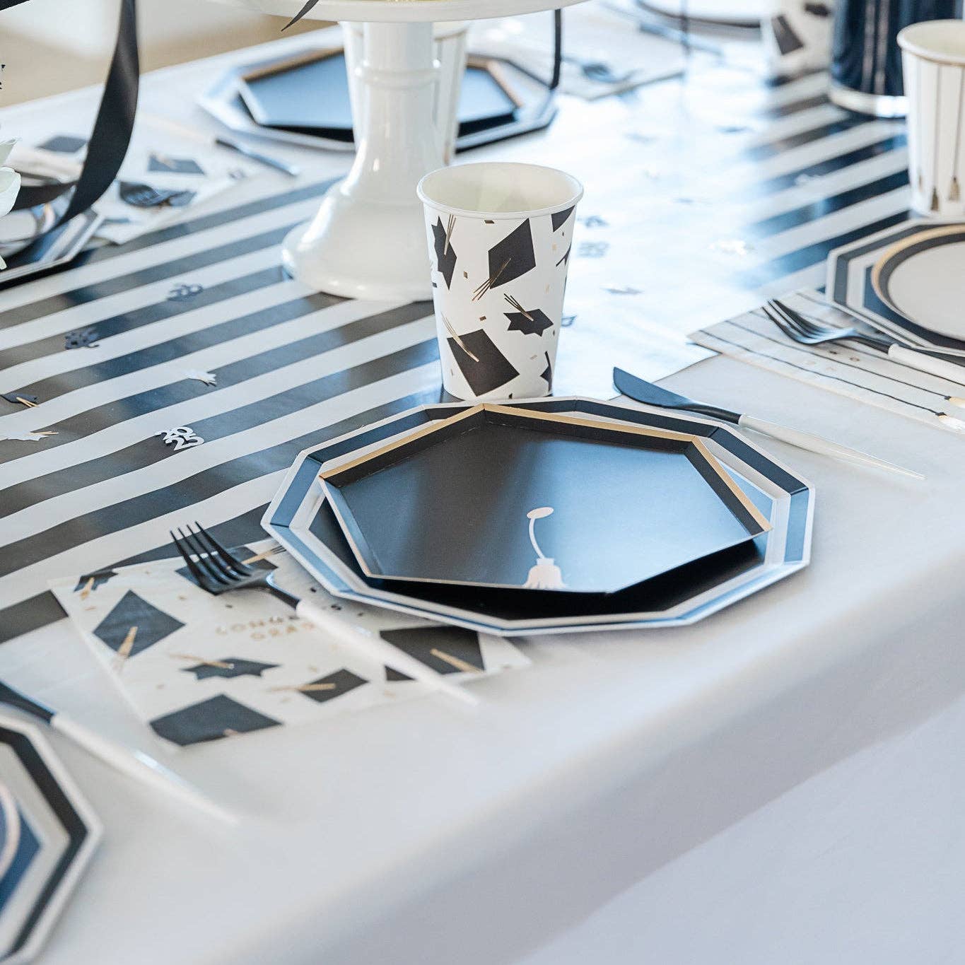 CONGRATS GRAD Tassel Lunch Napkins - bubblegum market