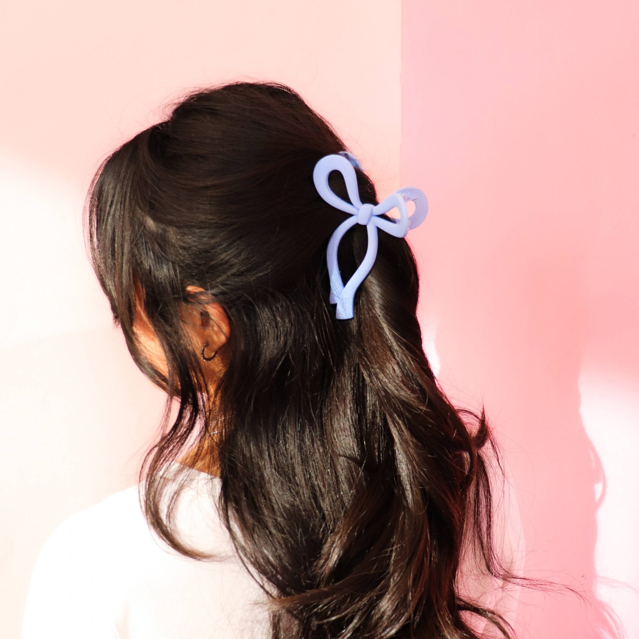 Coquette Bow Hair Claw - bubblegum market