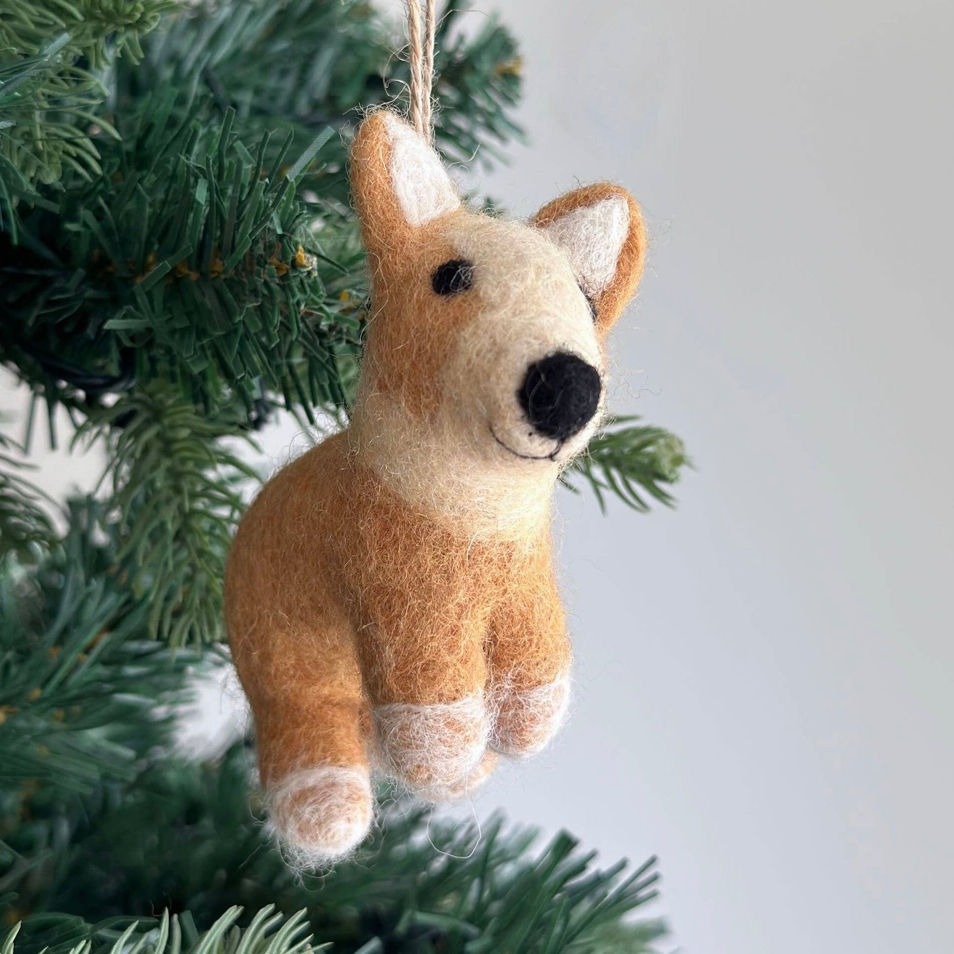 Corgi Wool Felt Ornament - bubblegum market
