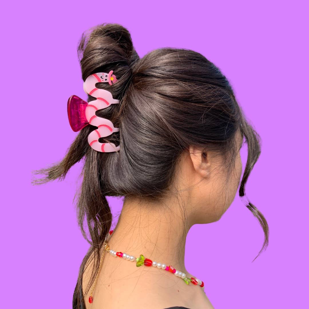 Cowboy Worm Hair Claw - bubblegum market