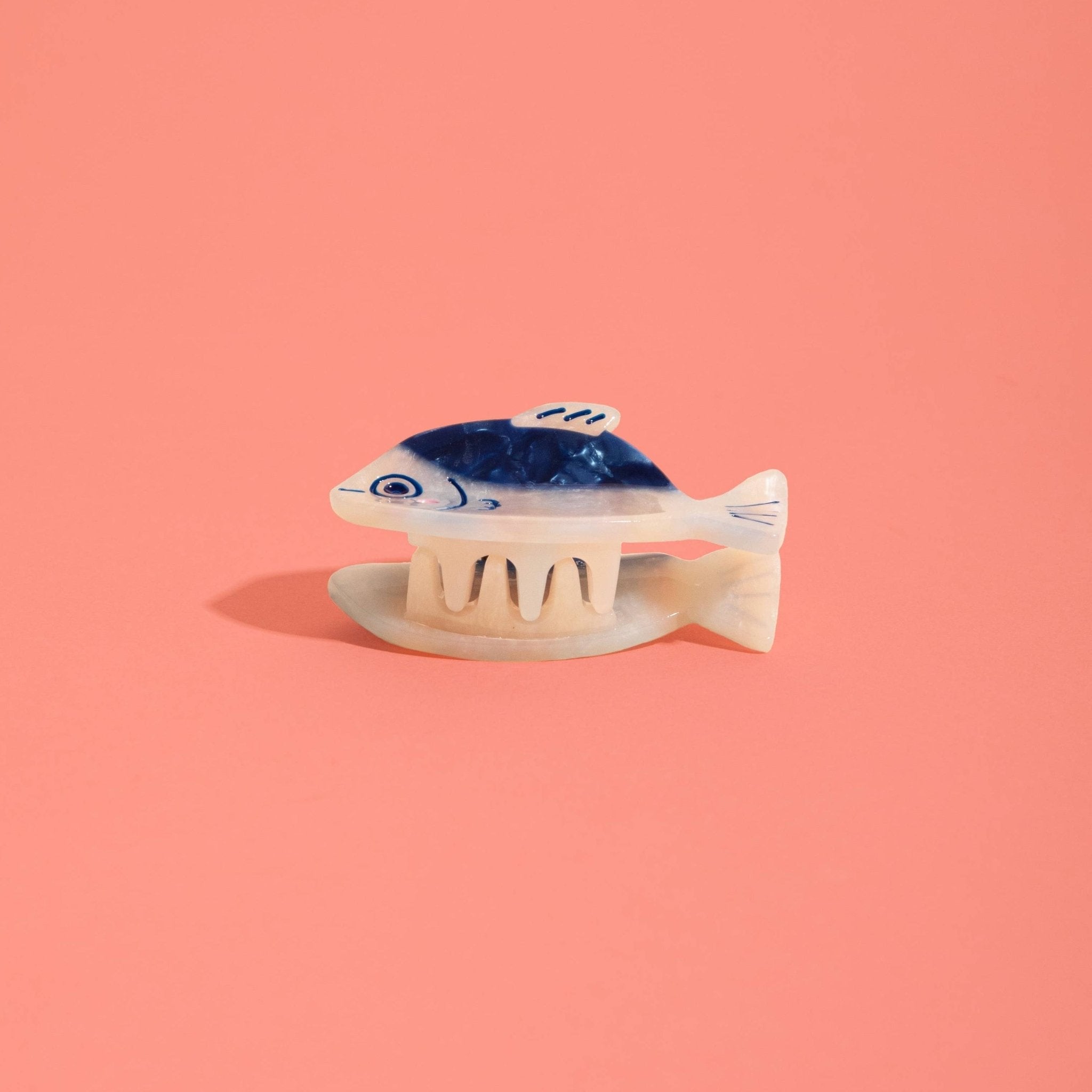 DASHI Mini Hair Claw - bubblegum market