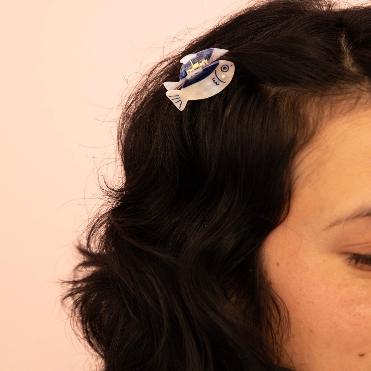 DASHI Mini Hair Claw - bubblegum market