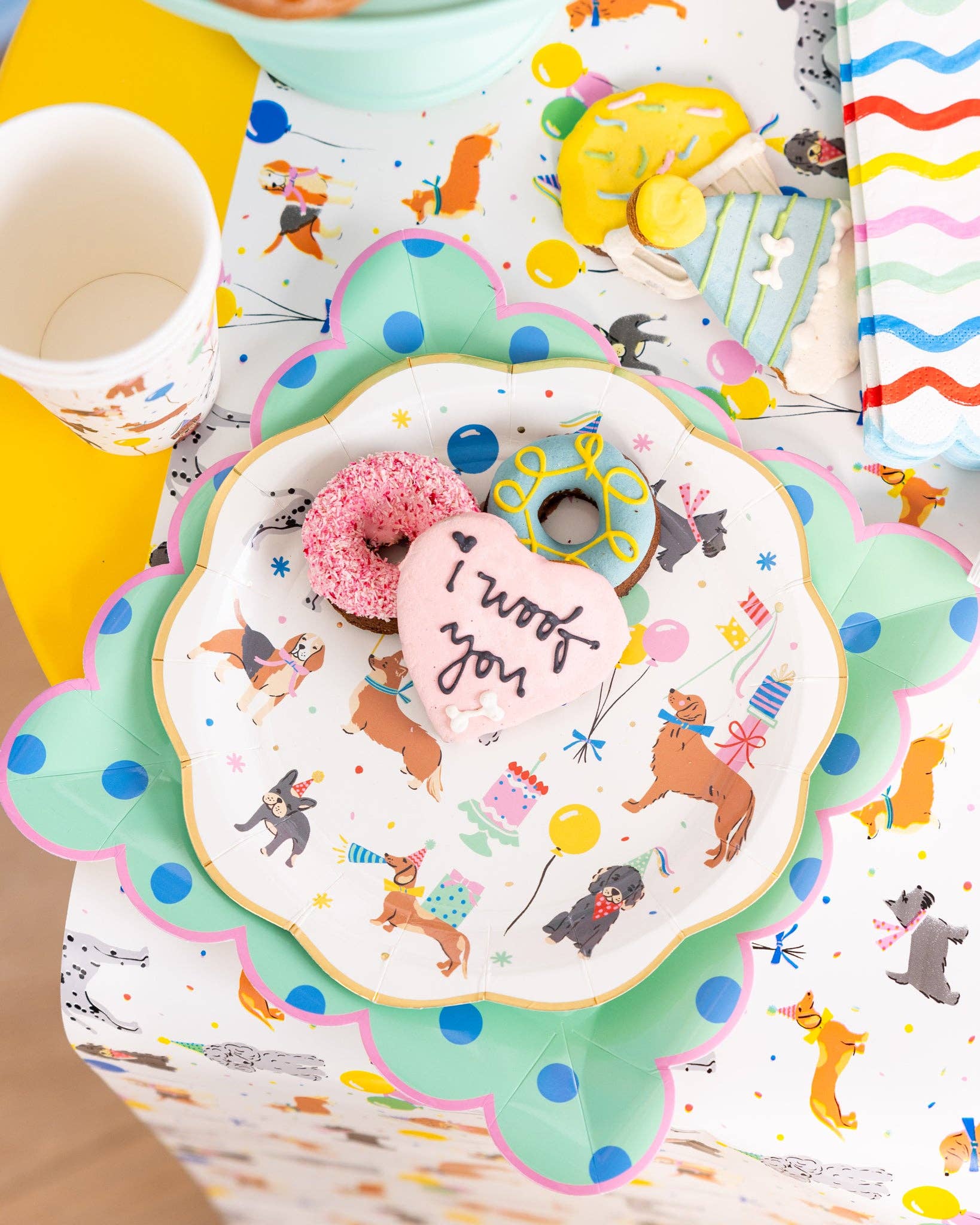 Dog Party Paper Plates 9" - bubblegum market