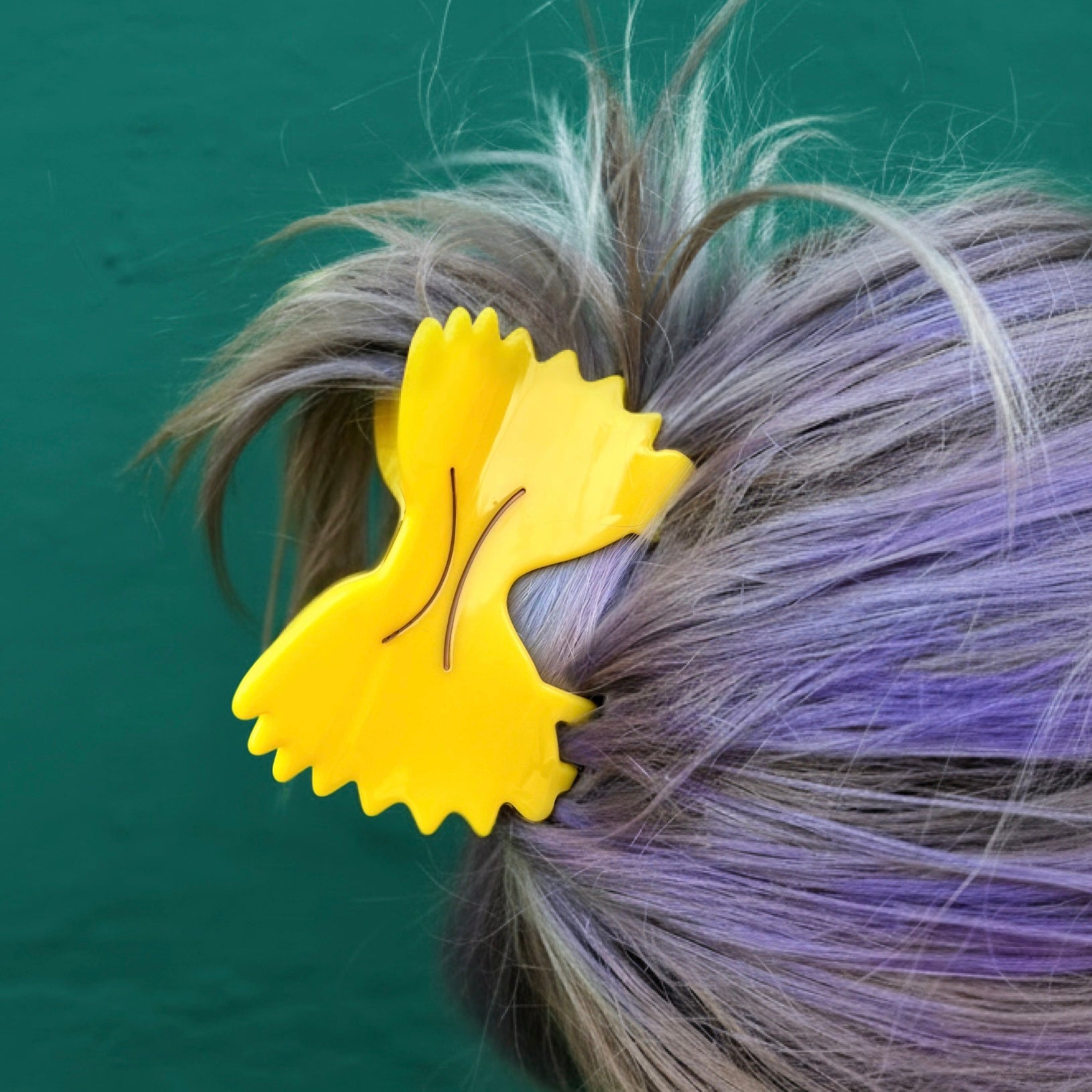 Farfalle Pasta Hair Claw - bubblegum market