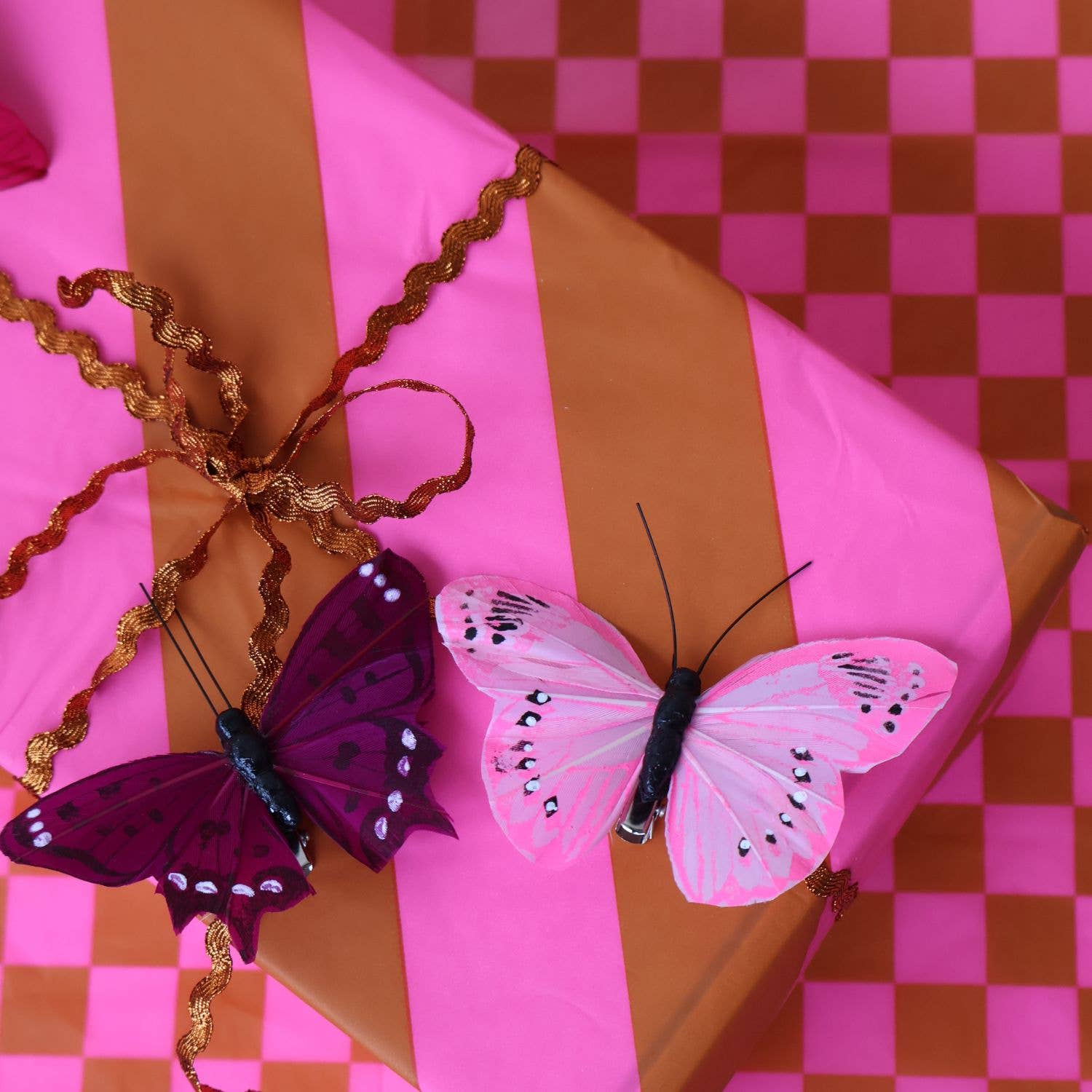 Fluorescent Pink & Ginger Patterned Tissue Paper - bubblegum market