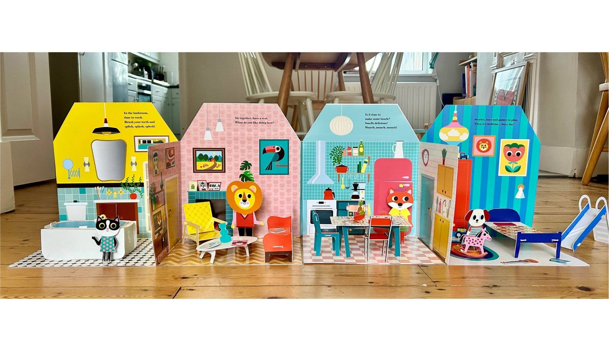 Fold - Out + Play: House - bubblegum market