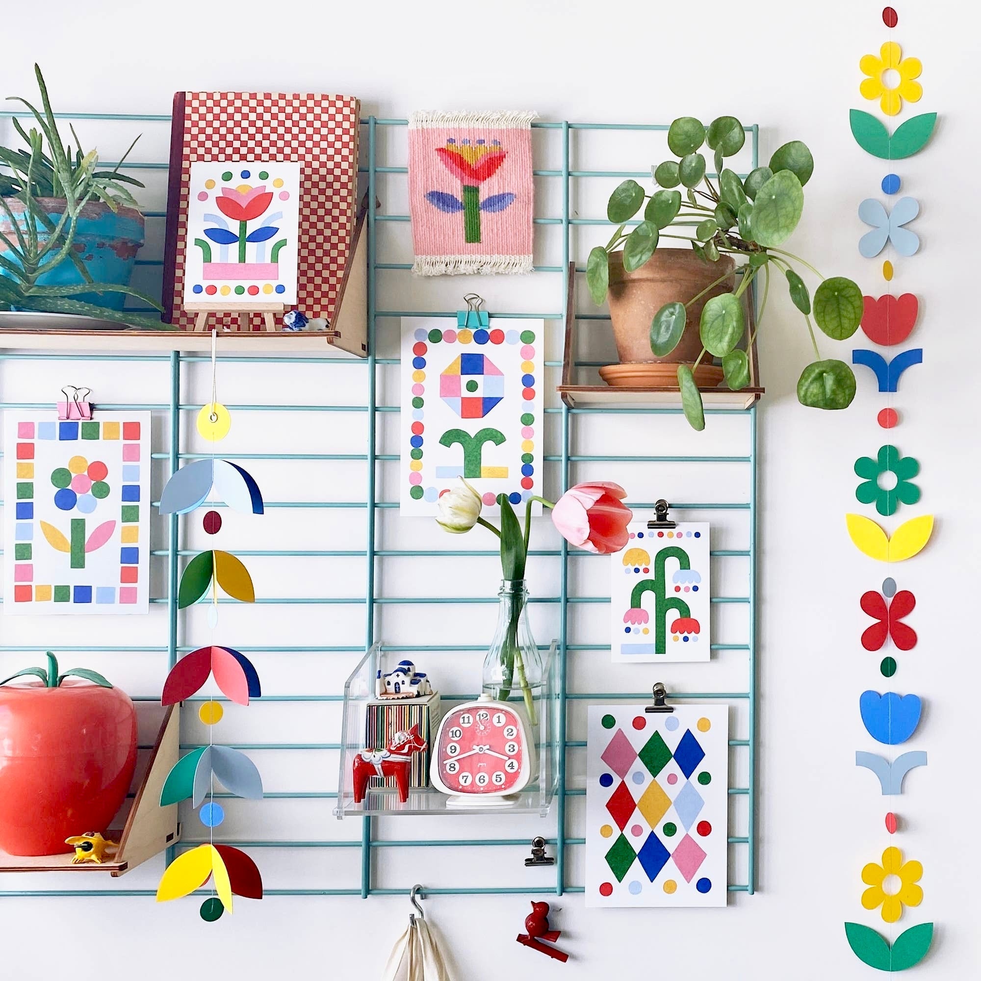 Geometric Paper Flower Garland - bubblegum market