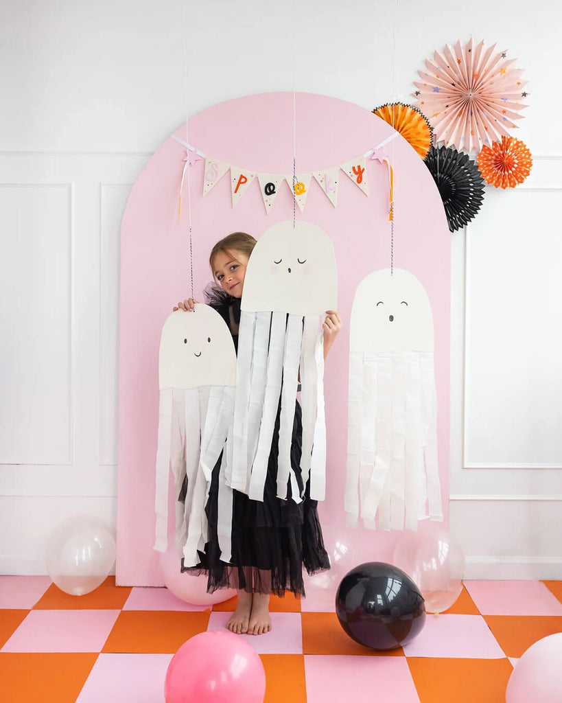 ghoul-gang-ghost-hanging-halloween-banners-my-minds-eye-styled-with-child