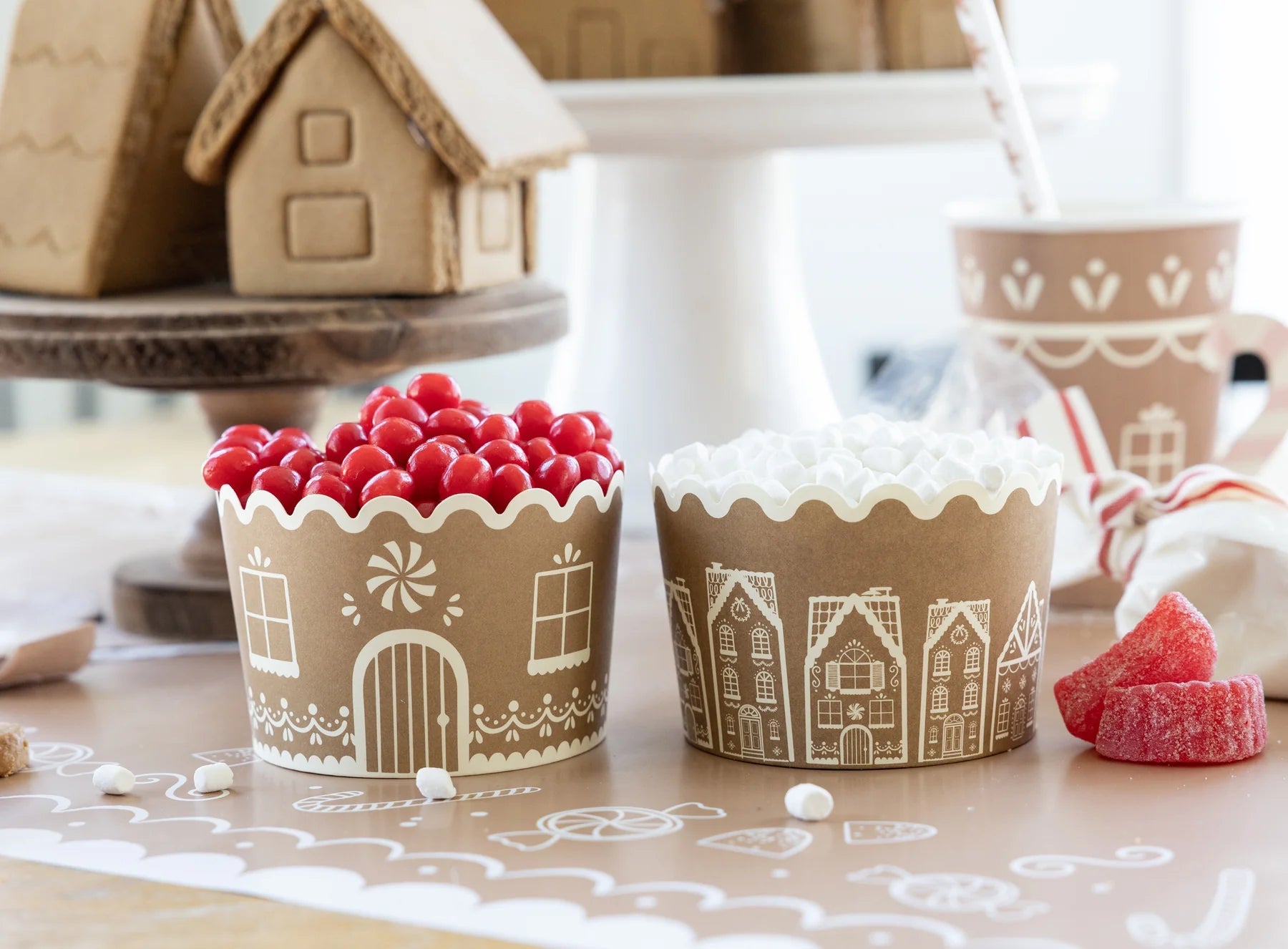 Gingerbread Jumbo Holiday Food Cups - bubblegum market