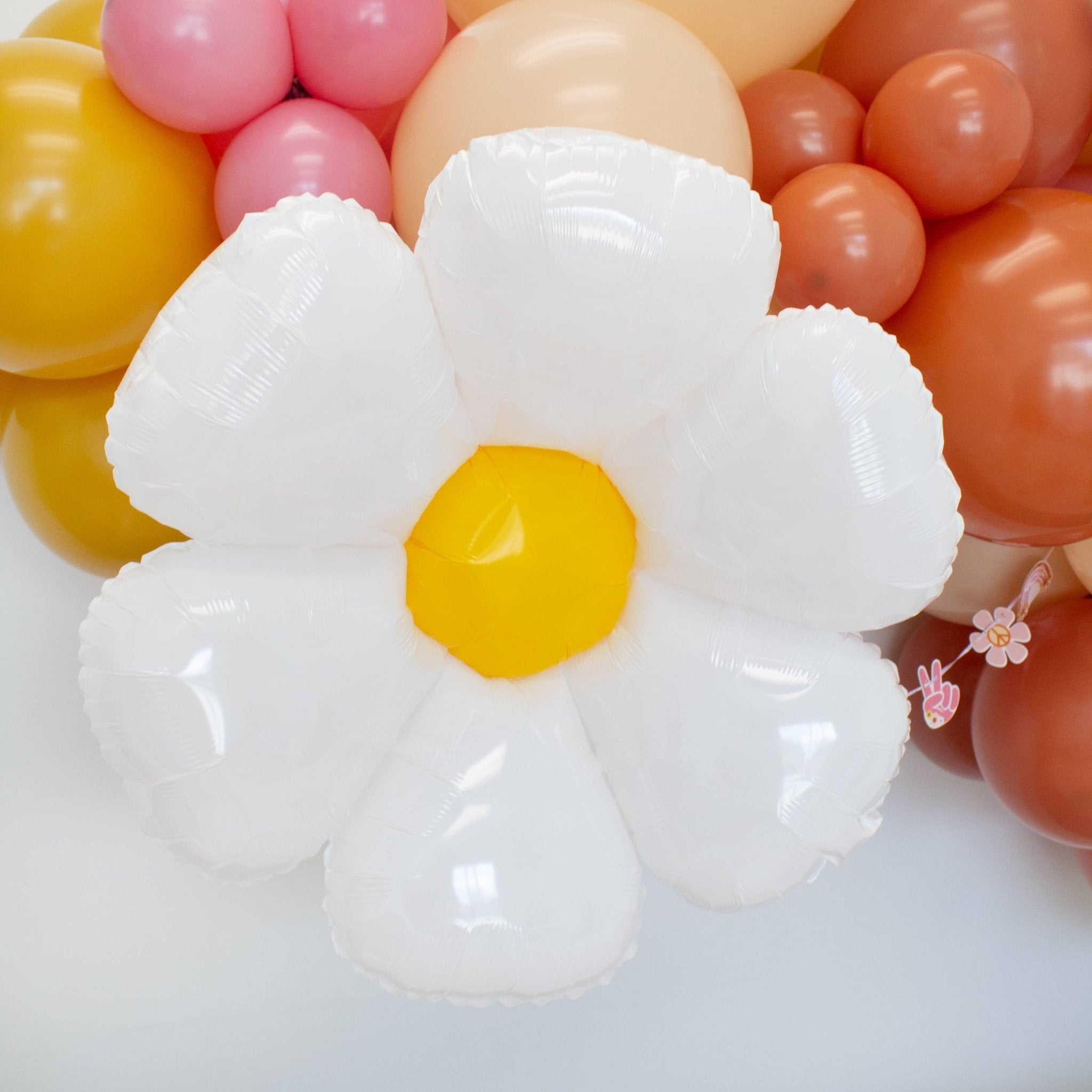 Groovy Daisy Flower Balloon 28" - bubblegum market