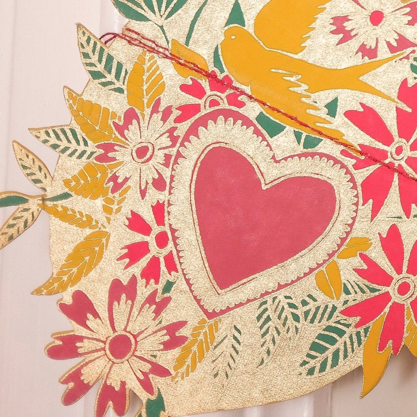 Hearts Sewn Garland - bubblegum market