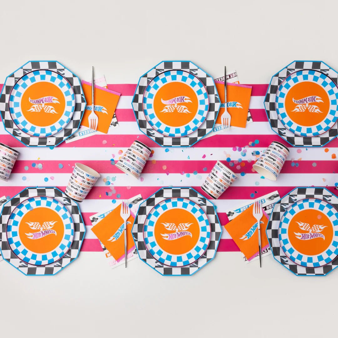 HOT WHEELS™ x Bonjour Fete Black Checker Large Plates 10.75" - bubblegum market